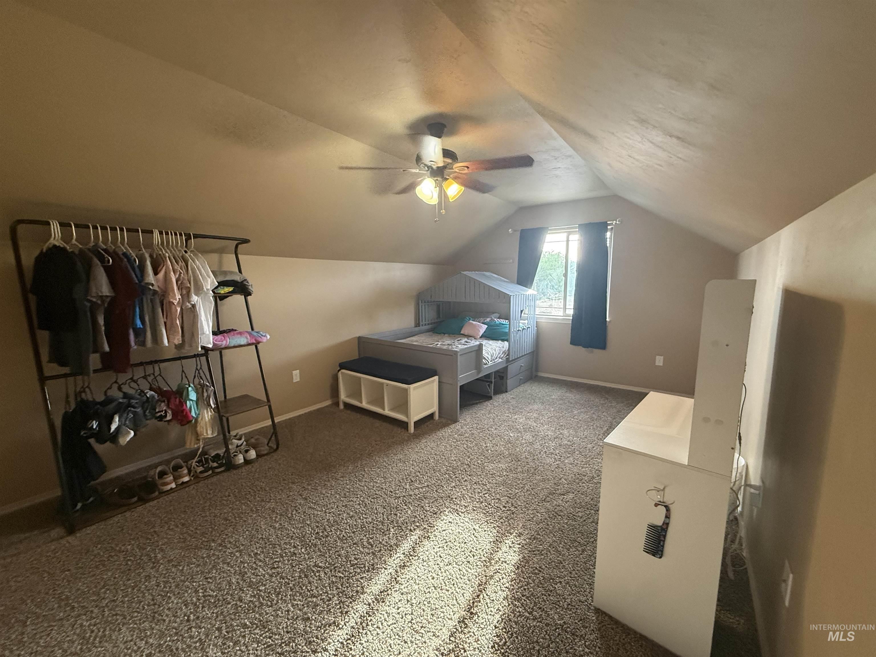 558 Smokey Mountain Drive, Jerome, Idaho 83338, 3 Bedrooms, 2 Bathrooms, Residential For Sale, Price $459,000,MLS 98990459