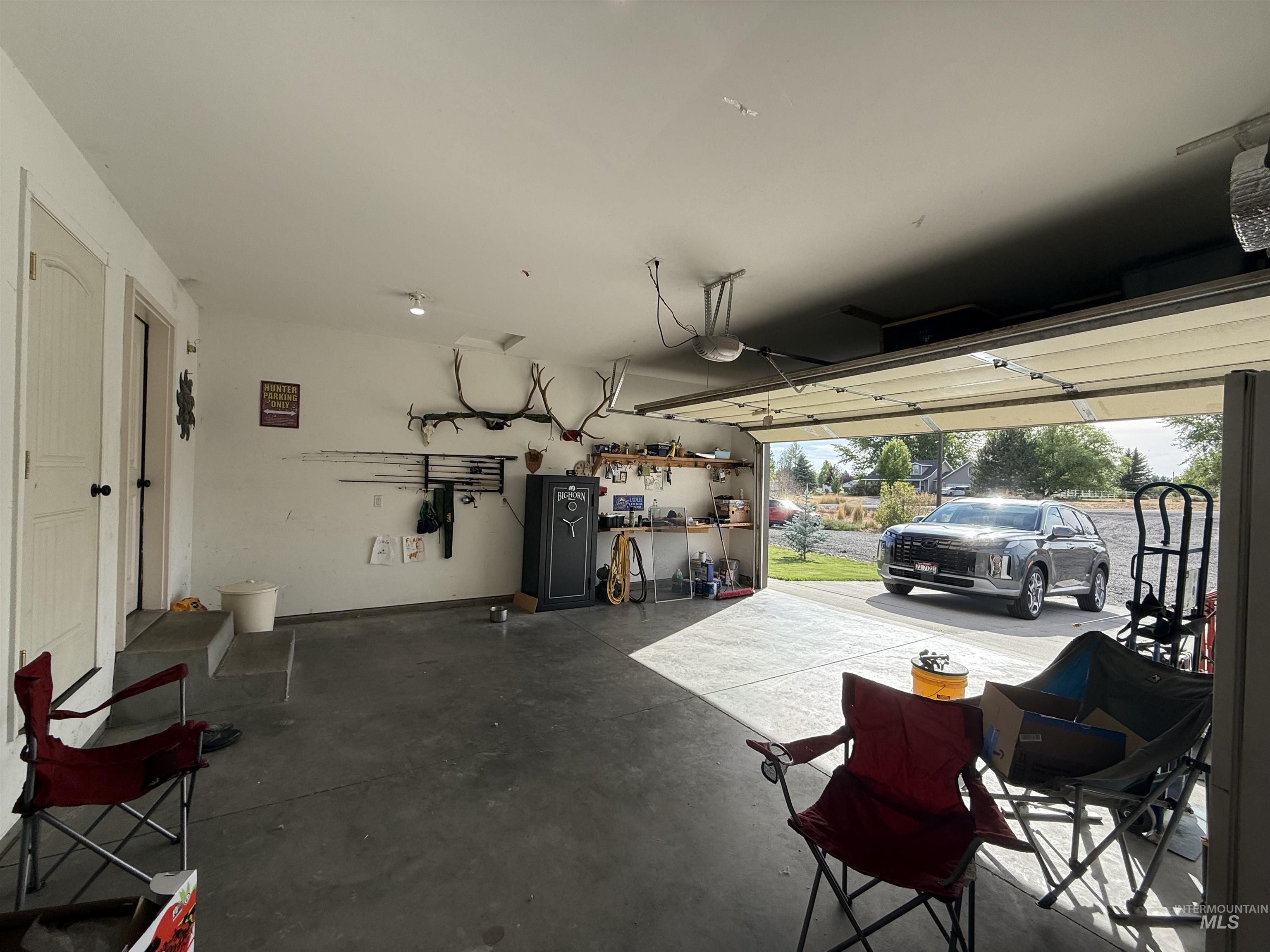 558 Smokey Mountain Drive, Jerome, Idaho 83338, 3 Bedrooms, 2 Bathrooms, Residential For Sale, Price $459,000,MLS 98990459