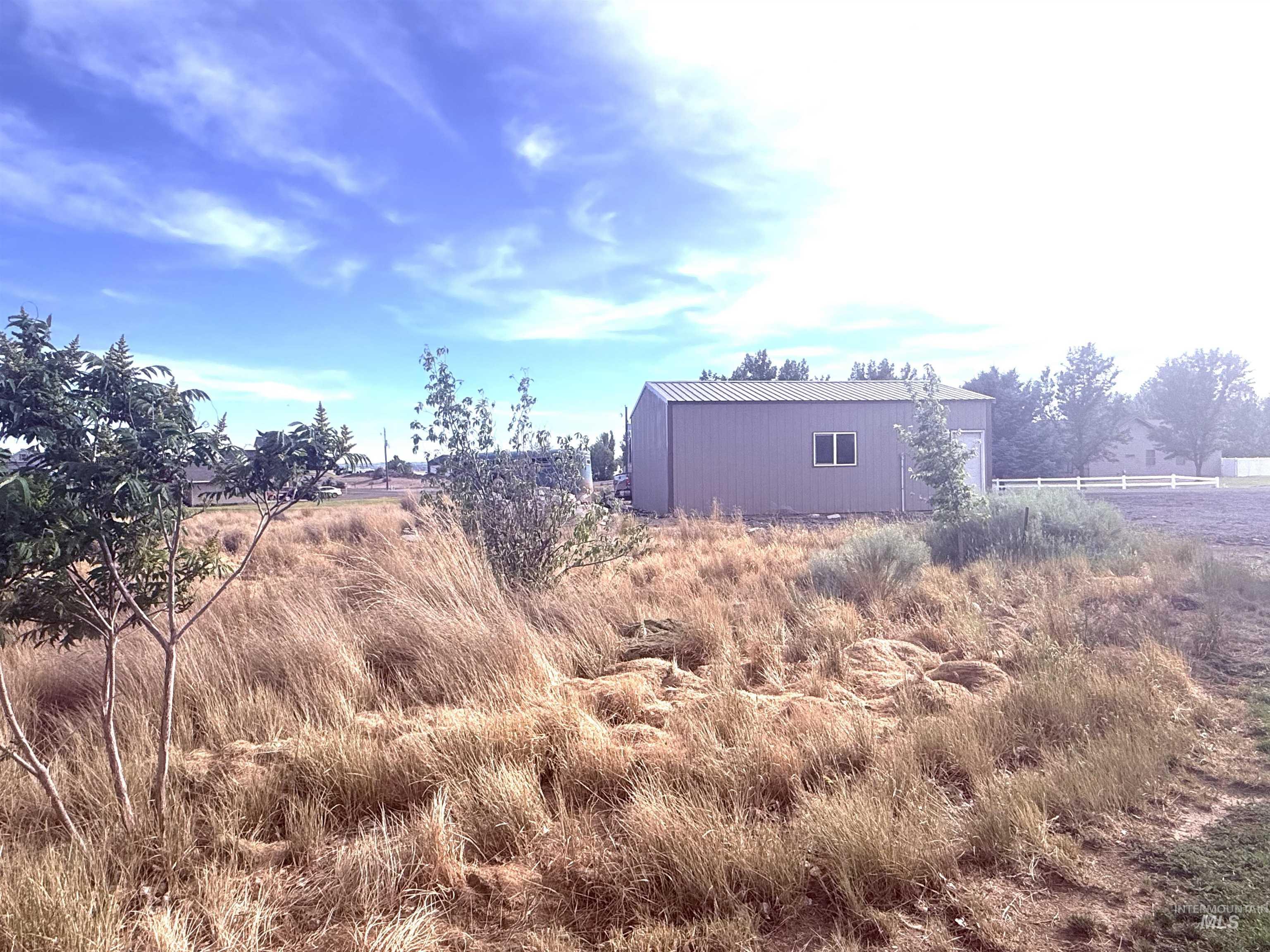 558 Smokey Mountain Drive, Jerome, Idaho 83338, 3 Bedrooms, 2 Bathrooms, Residential For Sale, Price $459,000,MLS 98990459