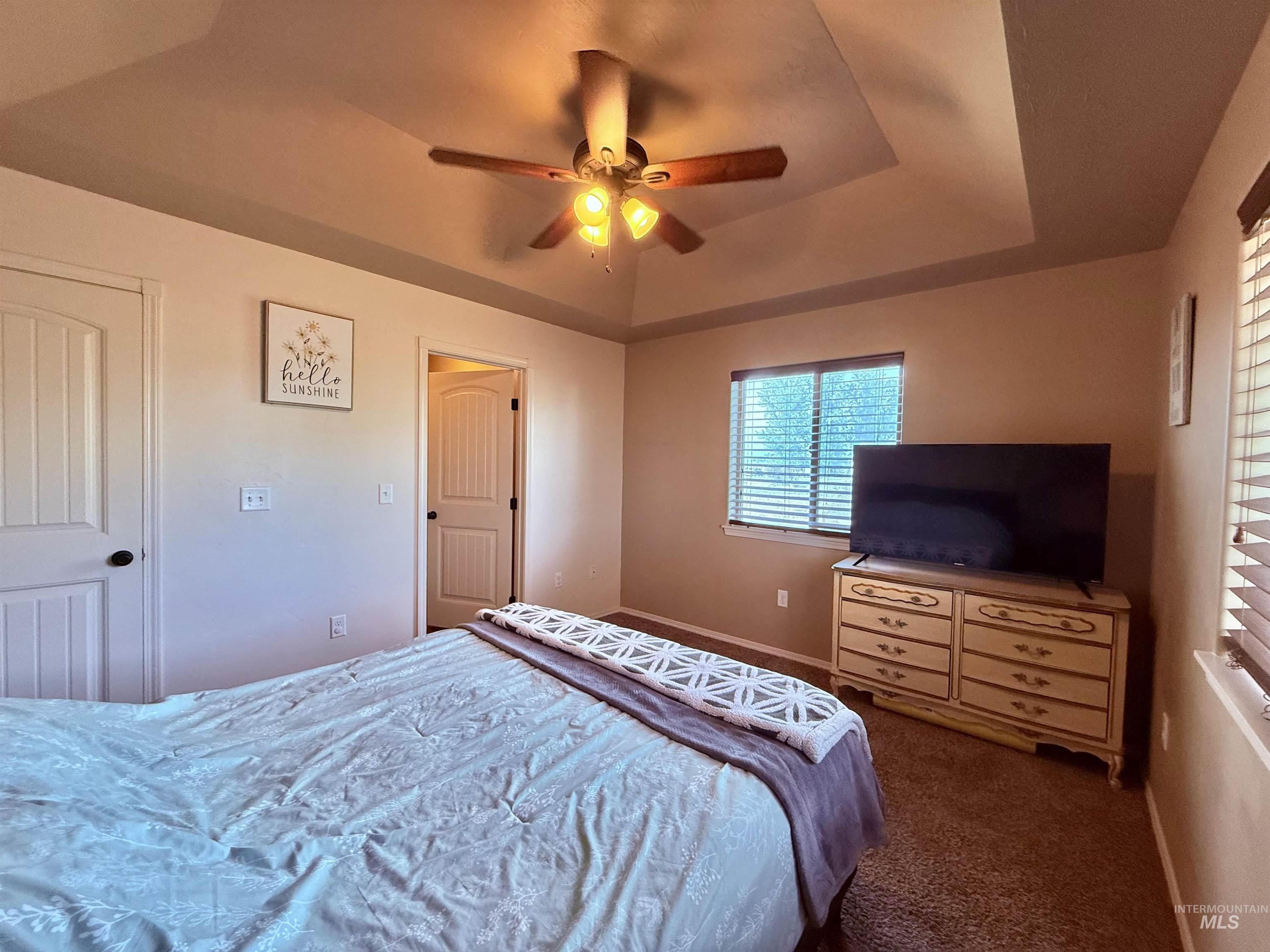 558 Smokey Mountain Drive, Jerome, Idaho 83338, 3 Bedrooms, 2 Bathrooms, Residential For Sale, Price $459,000,MLS 98990459