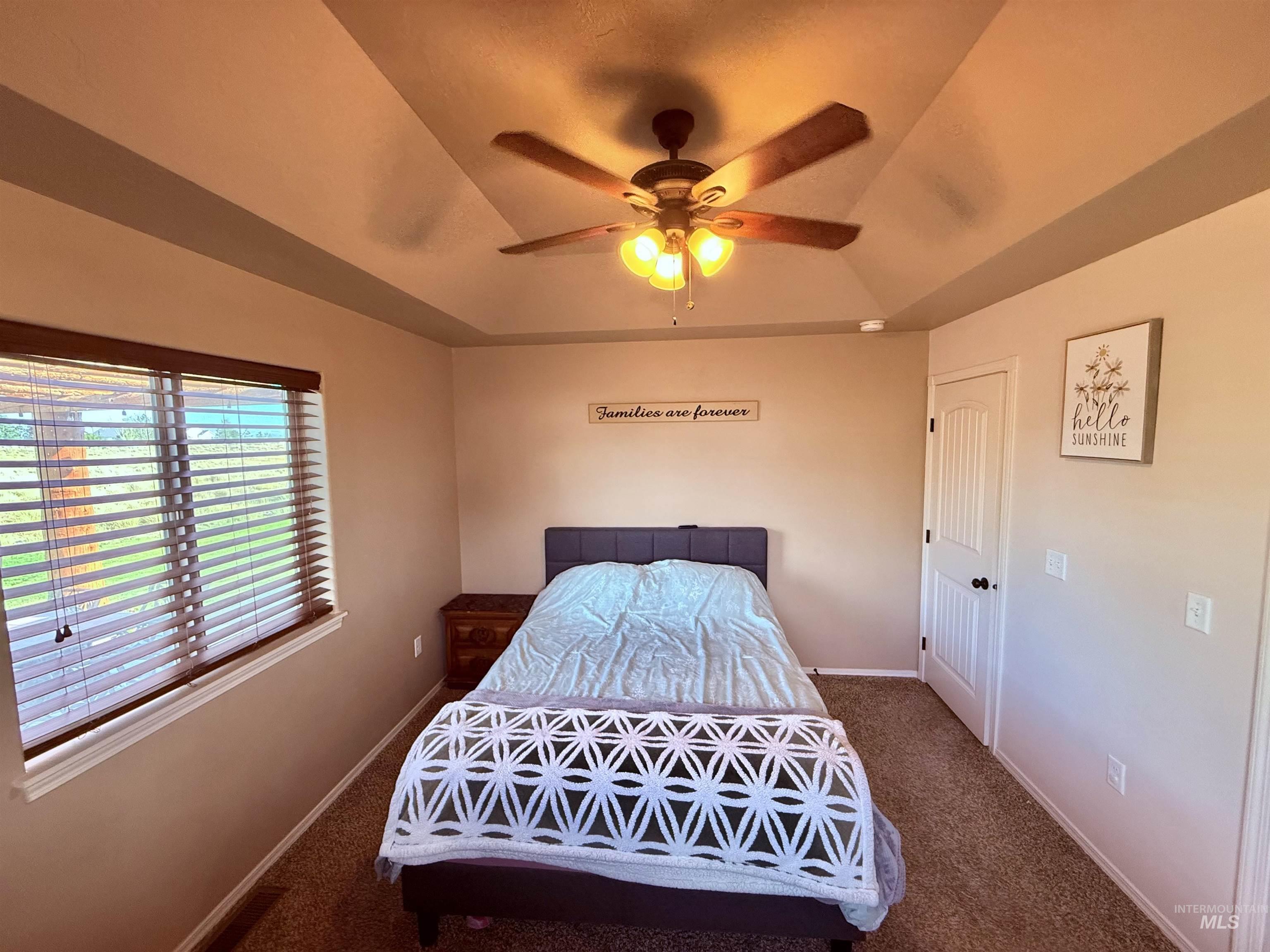 558 Smokey Mountain Drive, Jerome, Idaho 83338, 3 Bedrooms, 2 Bathrooms, Residential For Sale, Price $459,000,MLS 98990459