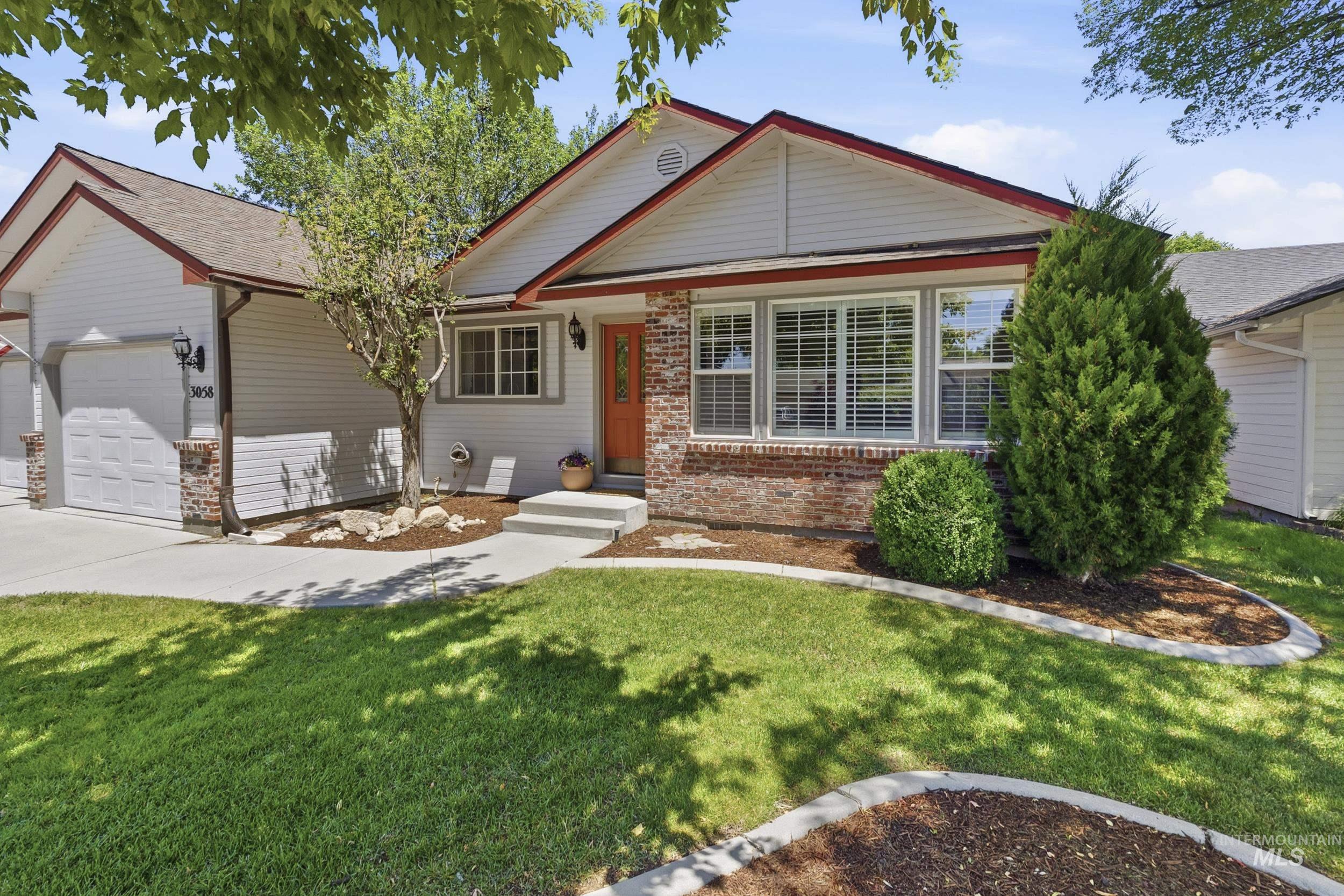 3058 N Yellow Peak, Meridian, Idaho 83646, 3 Bedrooms, 2 Bathrooms, Residential For Sale, Price $460,000, 98990465