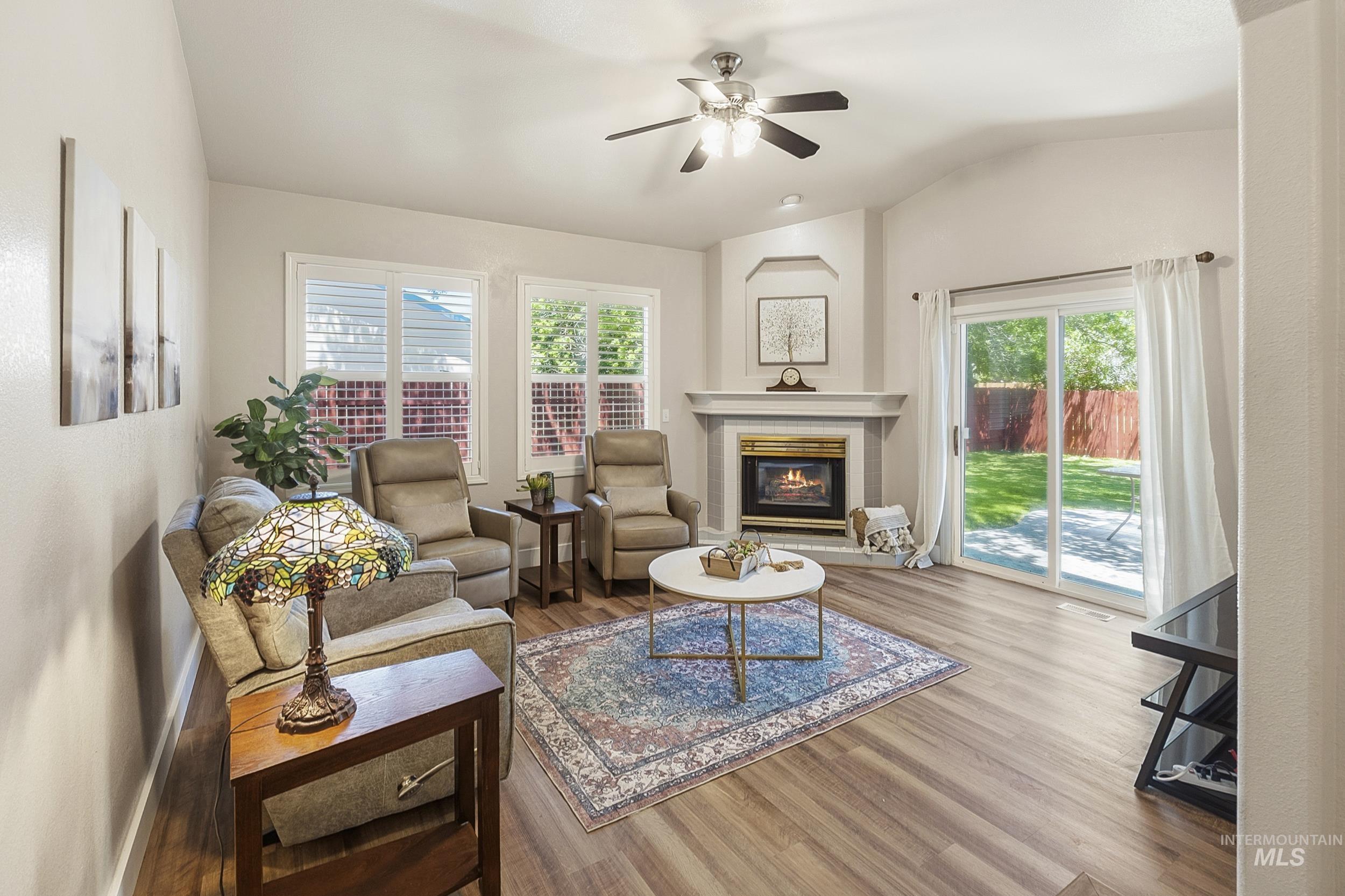 3058 N Yellow Peak, Meridian, Idaho 83646, 3 Bedrooms, 2 Bathrooms, Residential For Sale, Price $460,000, 98990465