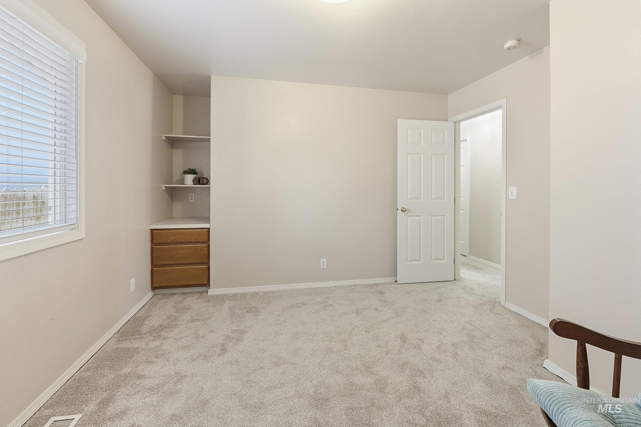 3058 N Yellow Peak, Meridian, Idaho 83646, 3 Bedrooms, 2 Bathrooms, Residential For Sale, Price $460,000, 98990465