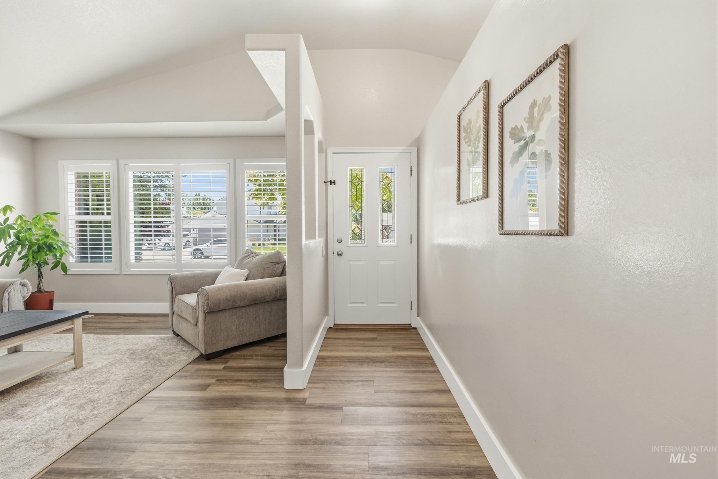 3058 N Yellow Peak, Meridian, Idaho 83646, 3 Bedrooms, 2 Bathrooms, Residential For Sale, Price $460,000, 98990465