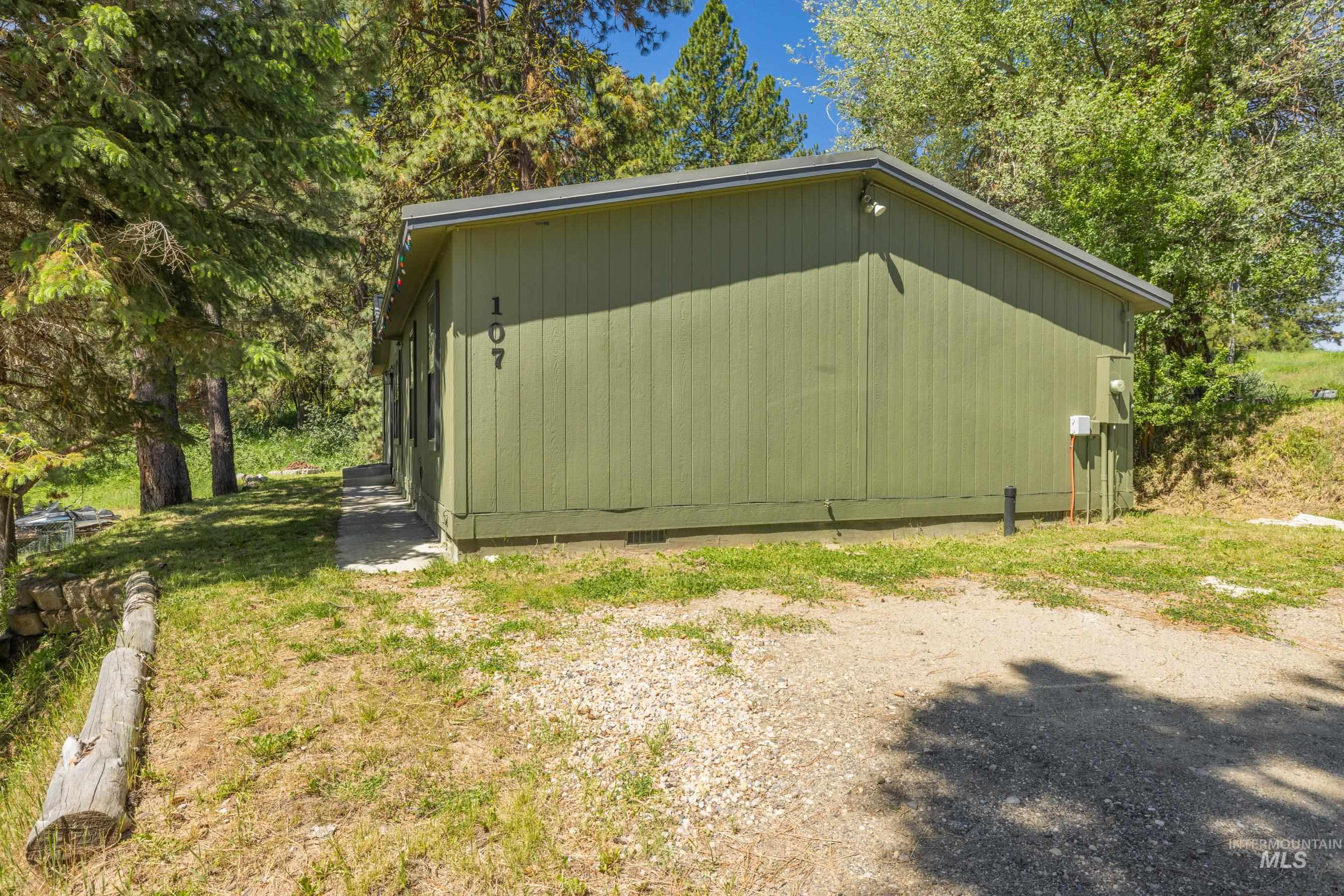 107 S Van Wyck Ave, Cascade, Idaho 83611, 4 Bedrooms, 2 Bathrooms, Residential For Sale, Price $375,000, 98990468