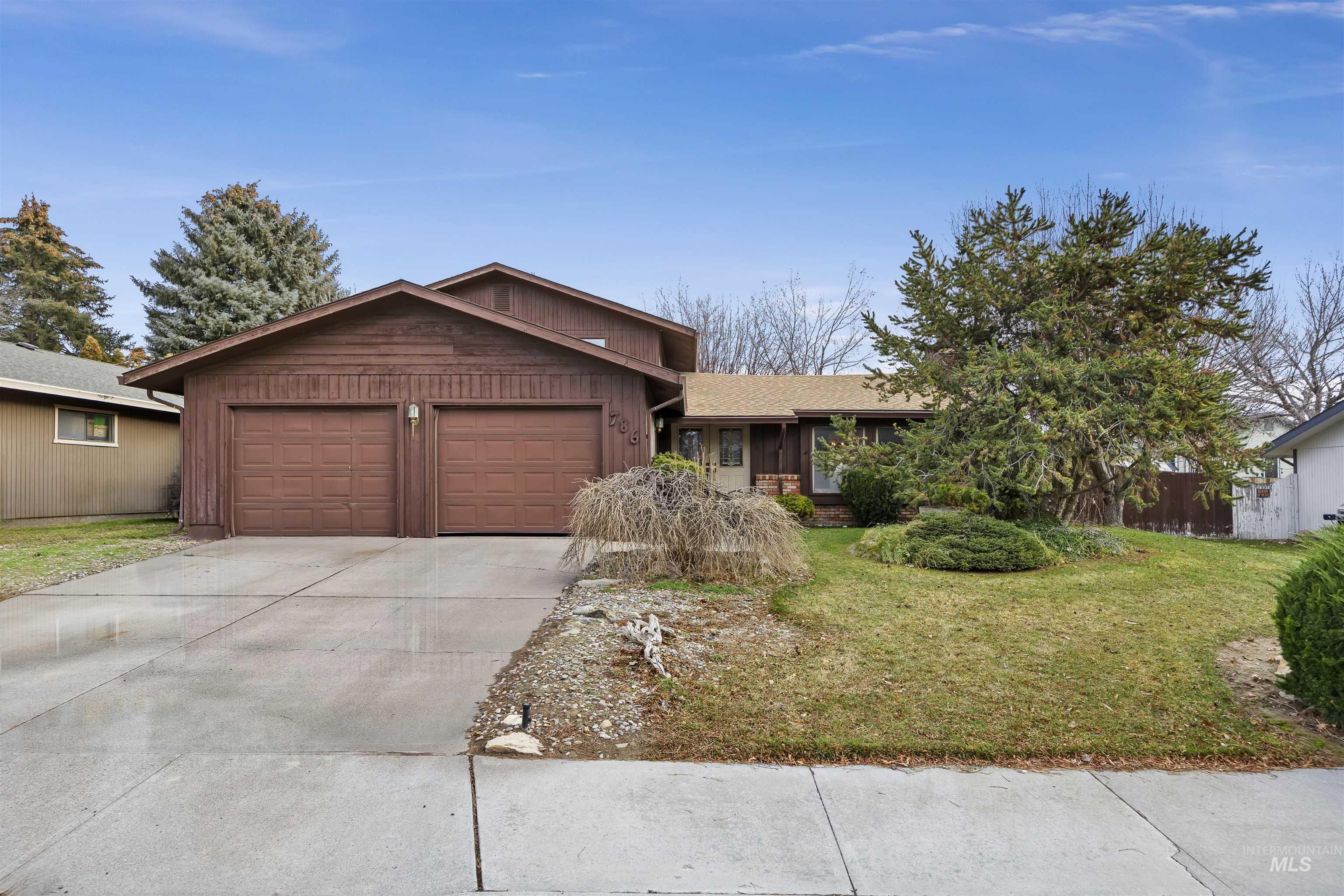 786 Meadows Drive, Twin Falls, Idaho 83301, 4 Bedrooms, 3 Bathrooms, Residential For Sale, Price $389,900,MLS 98990469