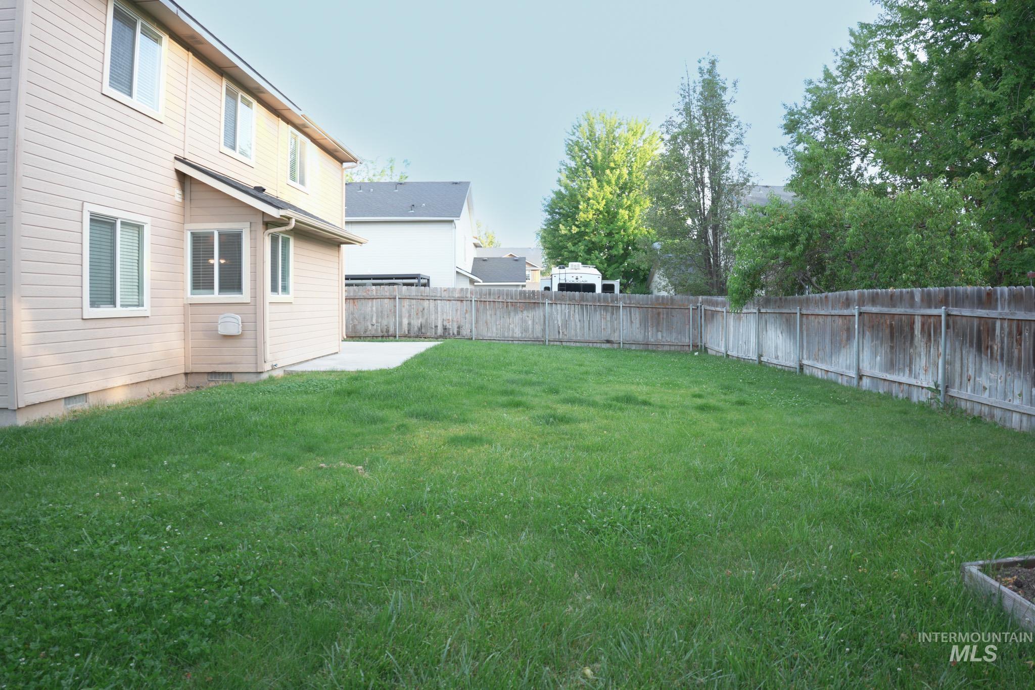 883 N Oxwich Ave, Meridian, Idaho 83642, 5 Bedrooms, 2.5 Bathrooms, Residential For Sale, Price $530,000, 98990470