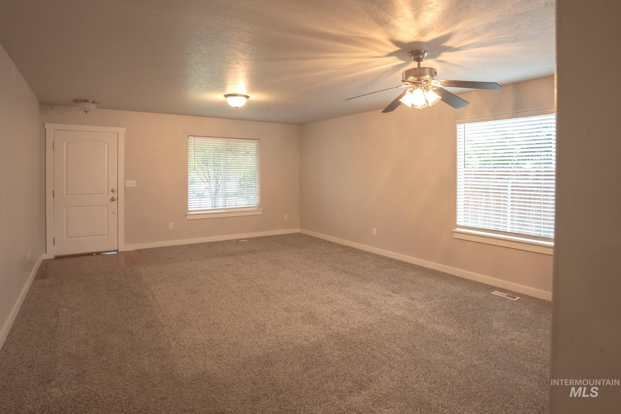 883 N Oxwich Ave, Meridian, Idaho 83642, 5 Bedrooms, 2.5 Bathrooms, Residential For Sale, Price $530,000, 98990470