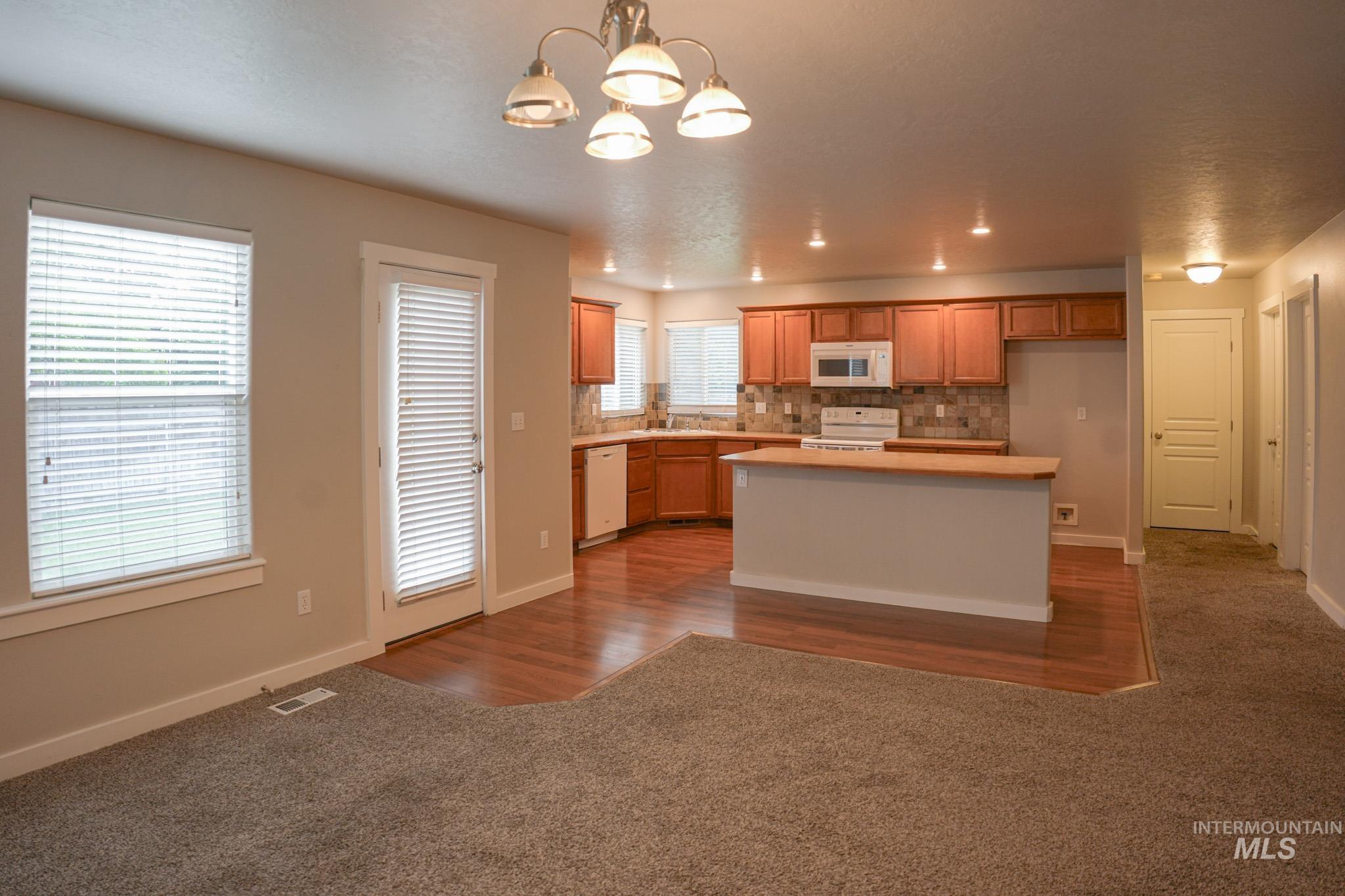 883 N Oxwich Ave, Meridian, Idaho 83642, 5 Bedrooms, 2.5 Bathrooms, Residential For Sale, Price $530,000, 98990470