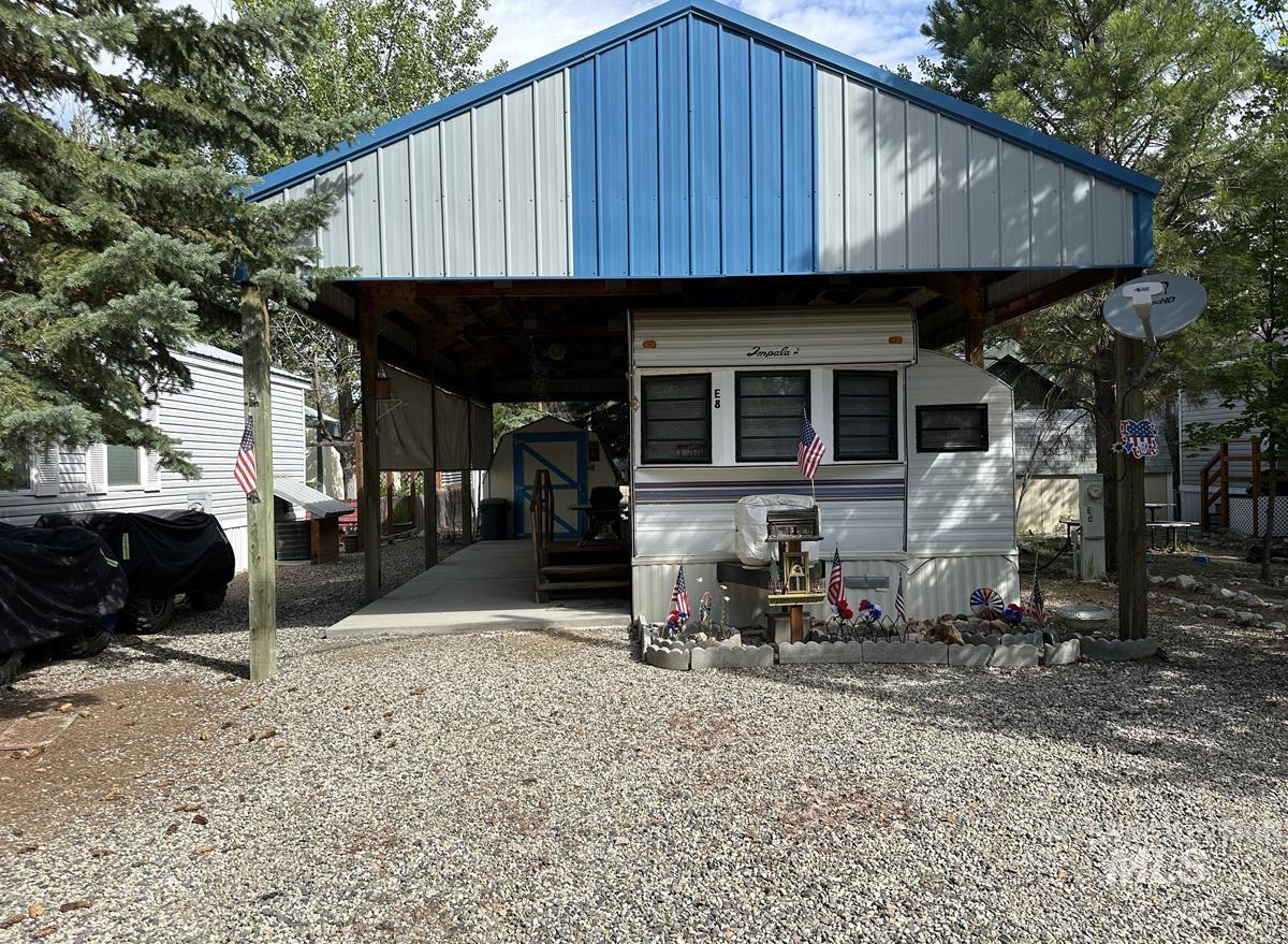 8 E Street, Cascade, Idaho 83611, 1 Bedroom, 1 Bathroom, Residential For Sale, Price $105,900, 98990473
