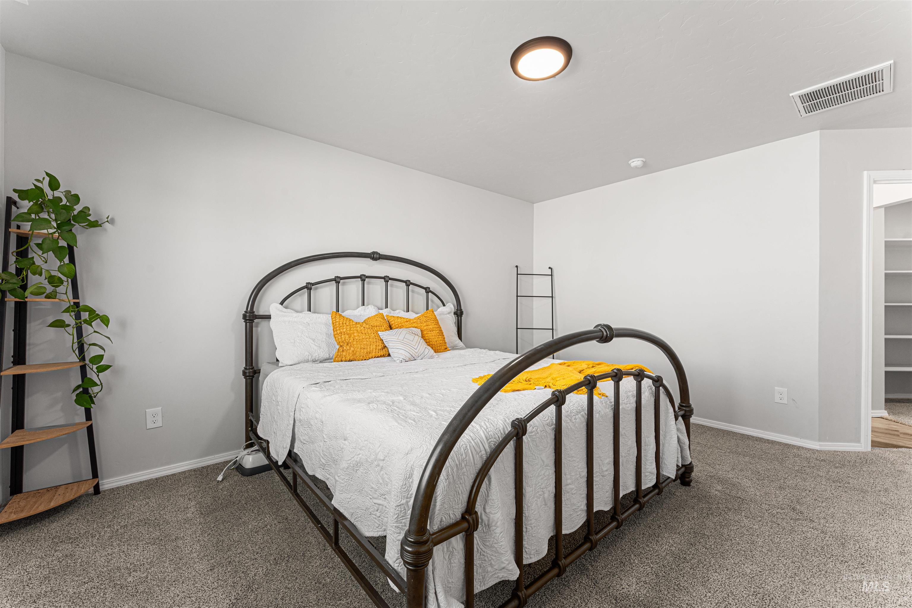 12342 Noreen St., Caldwell, Idaho 83607, 3 Bedrooms, 2 Bathrooms, Residential For Sale, Price $409,999,MLS 98990475