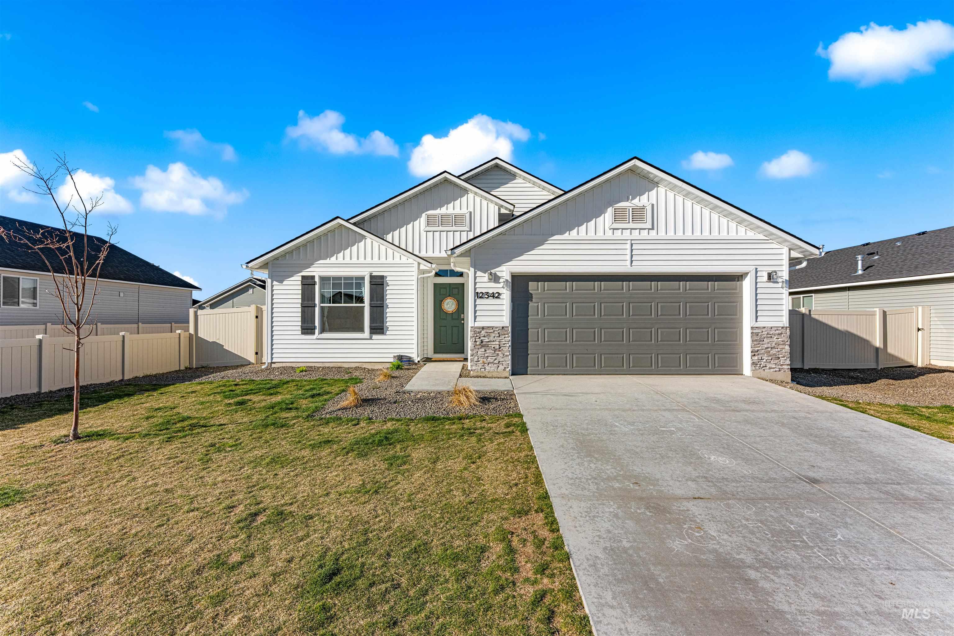 12342 Noreen St., Caldwell, Idaho 83607, 3 Bedrooms, 2 Bathrooms, Residential For Sale, Price $409,999,MLS 98990475
