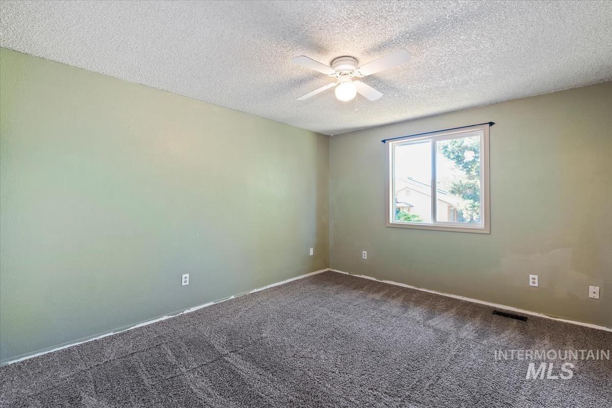 6498 W Denton St, Boise, Idaho 83704, 3 Bedrooms, 2 Bathrooms, Residential For Sale, Price $365,000,MLS 98990476