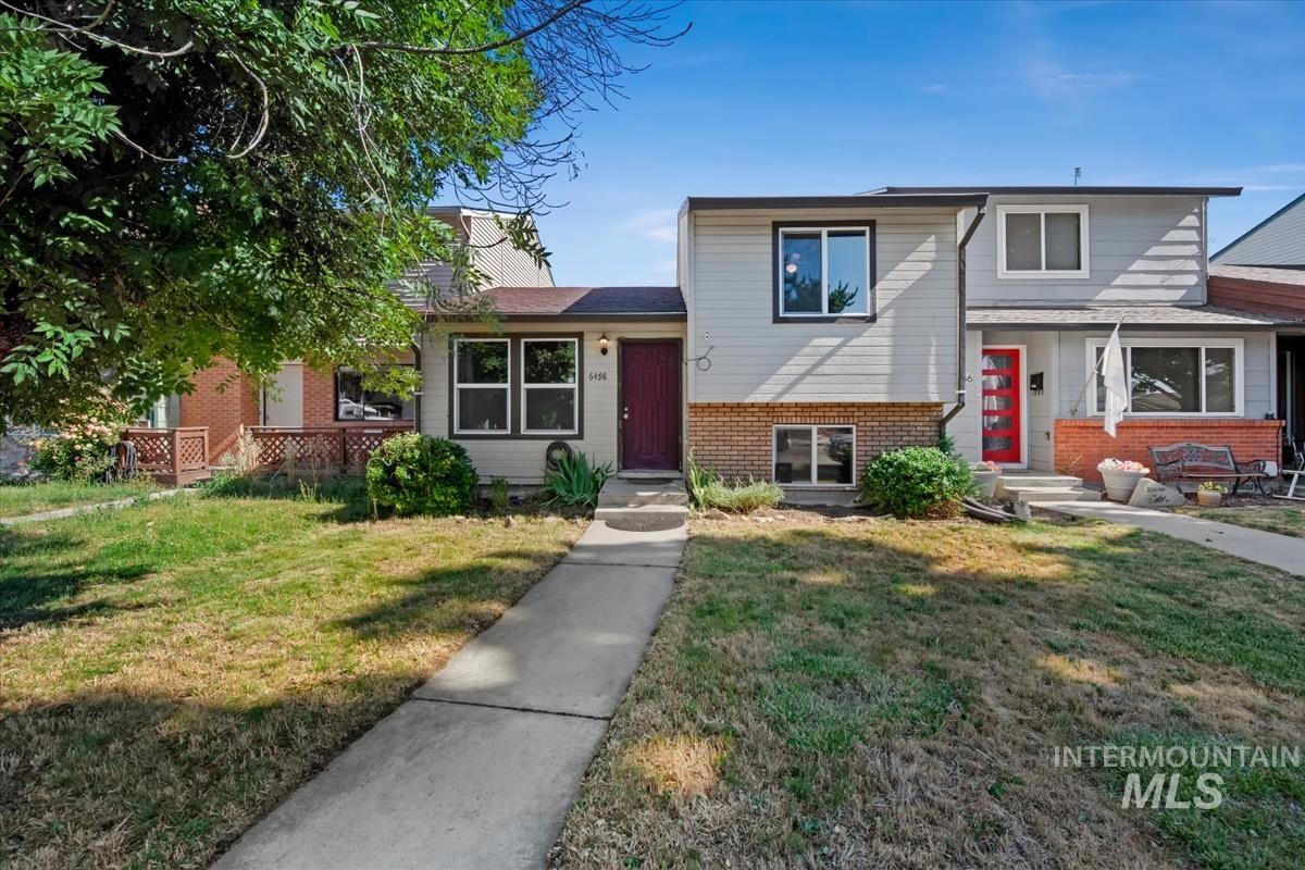 6498 W Denton St, Boise, Idaho 83704, 3 Bedrooms, 2 Bathrooms, Residential For Sale, Price $365,000,MLS 98990476