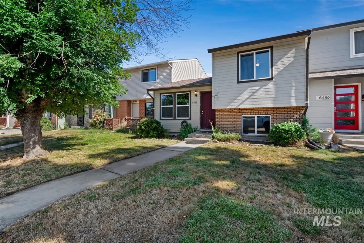 6498 W Denton St, Boise, Idaho 83704, 3 Bedrooms, 2 Bathrooms, Residential For Sale, Price $365,000,MLS 98990476