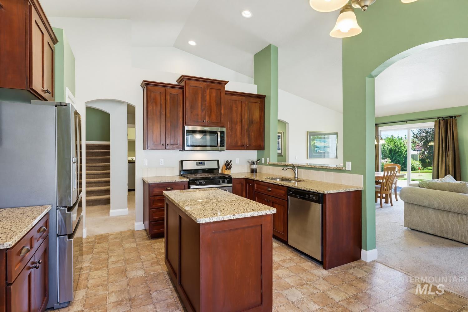 9513 S Updale Ave, Kuna, Idaho 83634, 3 Bedrooms, 2 Bathrooms, Residential For Sale, Price $494,400,MLS 98990482