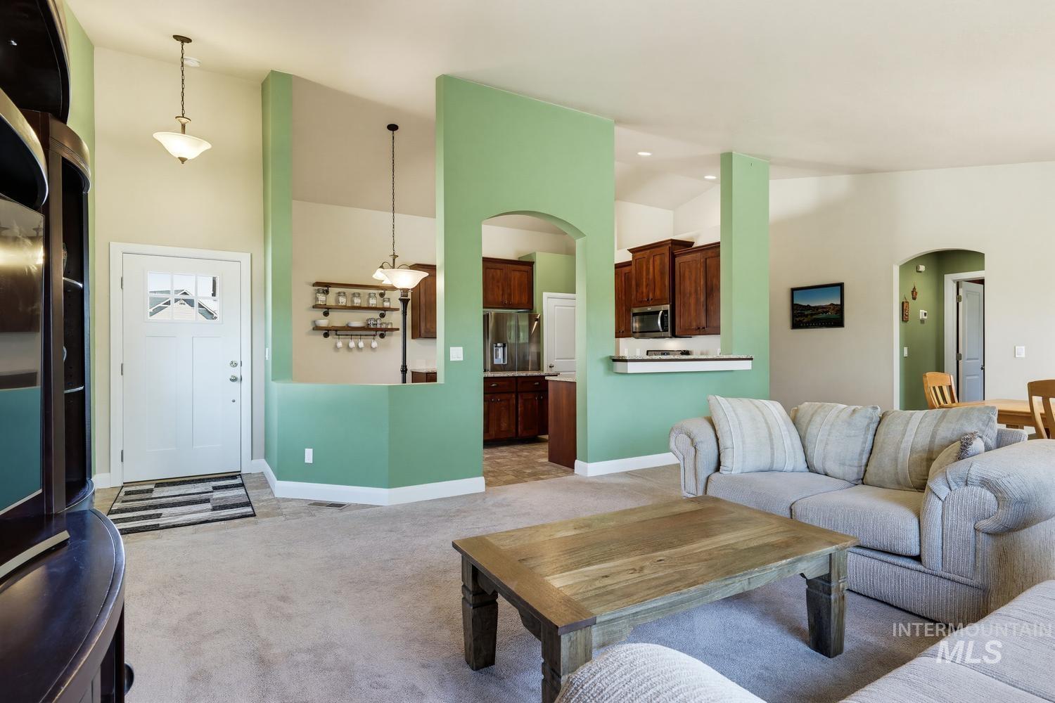 9513 S Updale Ave, Kuna, Idaho 83634, 3 Bedrooms, 2 Bathrooms, Residential For Sale, Price $494,400,MLS 98990482