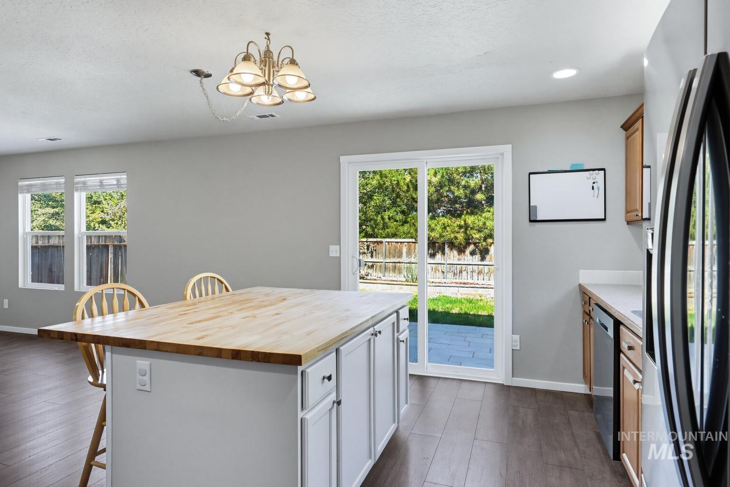 7247 S Rudder Ave, Boise, Idaho 83709, 3 Bedrooms, 2.5 Bathrooms, Residential For Sale, Price $405,000,MLS 98990487
