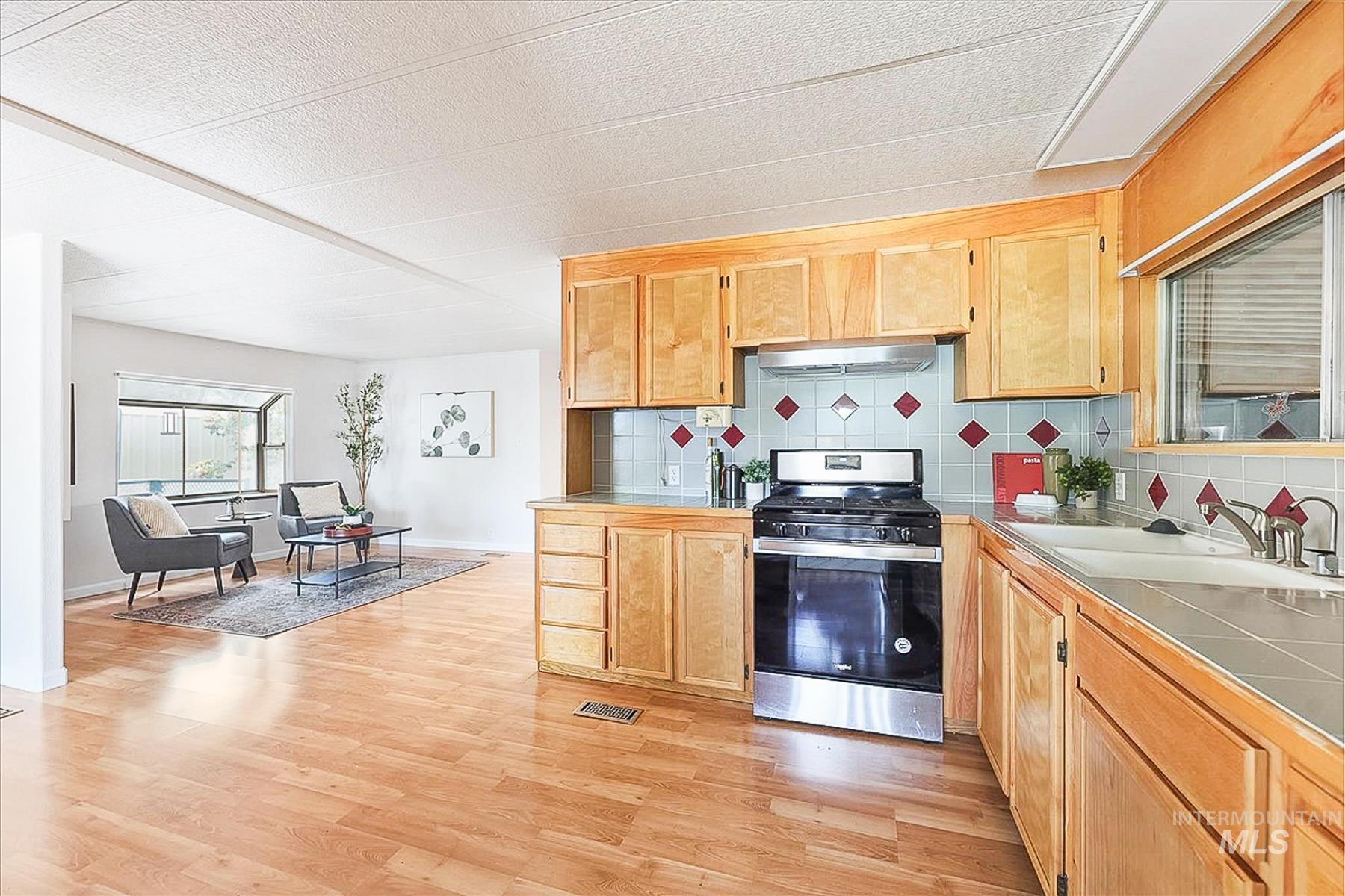 262 Checola Cir, Boise, Idaho 83709, 2 Bedrooms, 2 Bathrooms, Residential For Sale, Price $129,900, 98990490
