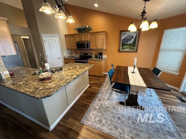11816 W Rockhampton St, Boise, Idaho 83709, 3 Bedrooms, 2 Bathrooms, Residential For Sale, Price $499,900,MLS 98990492