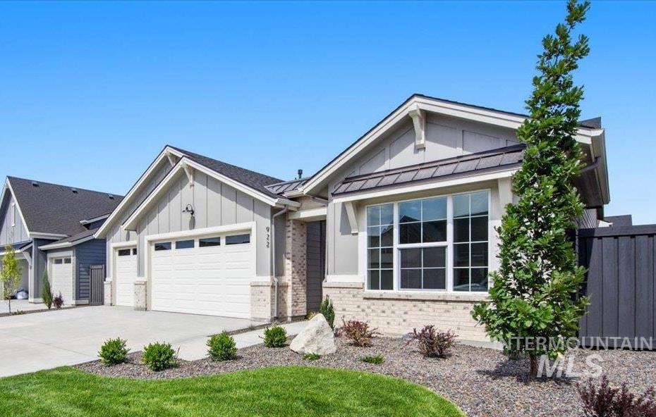 922 E Crescendo St, Meridian, Idaho 83642, 3 Bedrooms, 2 Bathrooms, Residential For Sale, Price $699,900,MLS 98990494