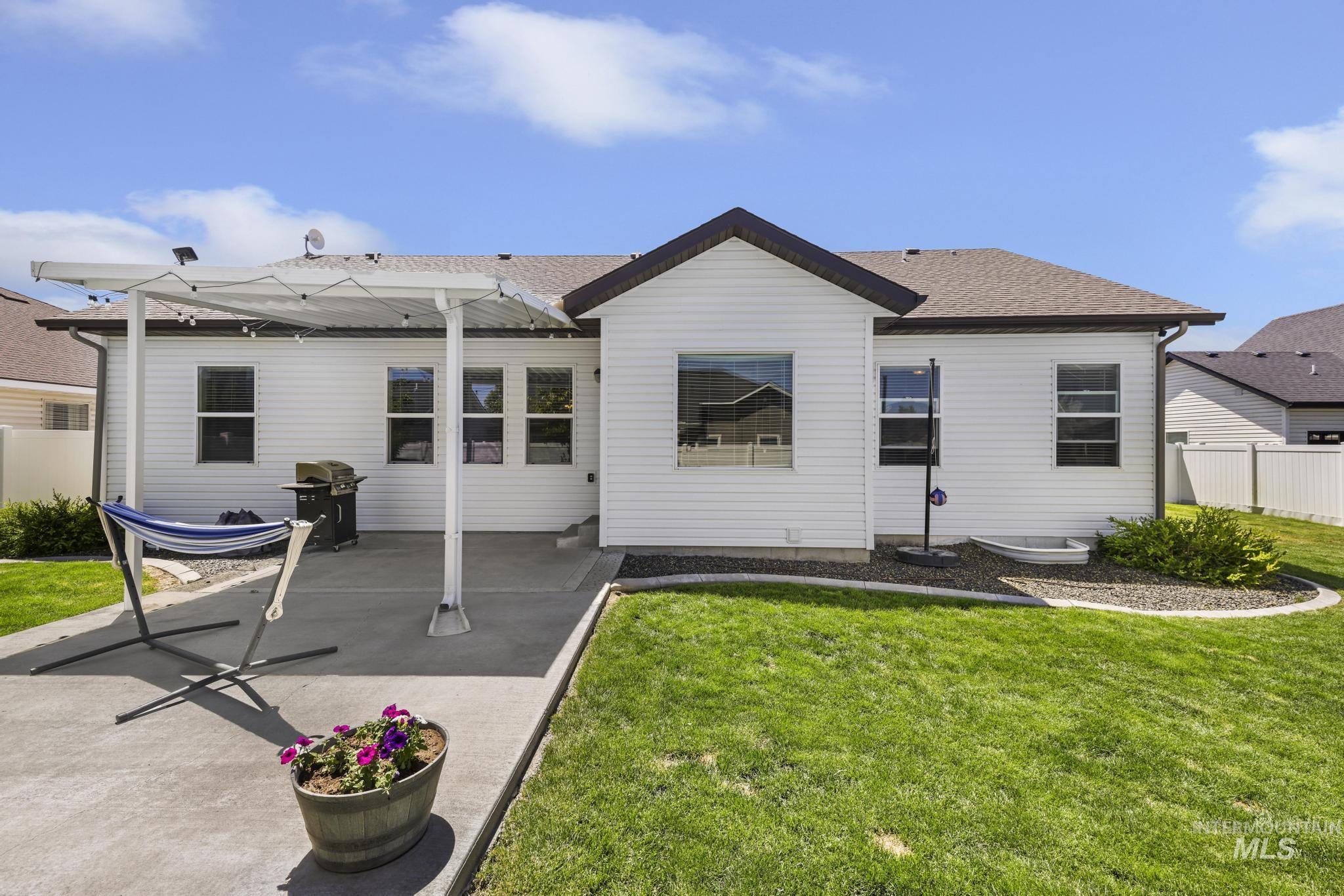 1110 Kelly Ave, Kimberly, Idaho 83341, 6 Bedrooms, 3 Bathrooms, Residential For Sale, Price $549,900,MLS 98990497