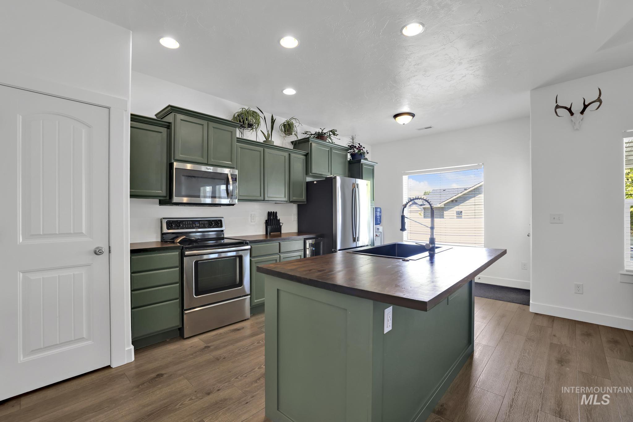 1110 Kelly Ave, Kimberly, Idaho 83341, 6 Bedrooms, 3 Bathrooms, Residential For Sale, Price $549,900,MLS 98990497