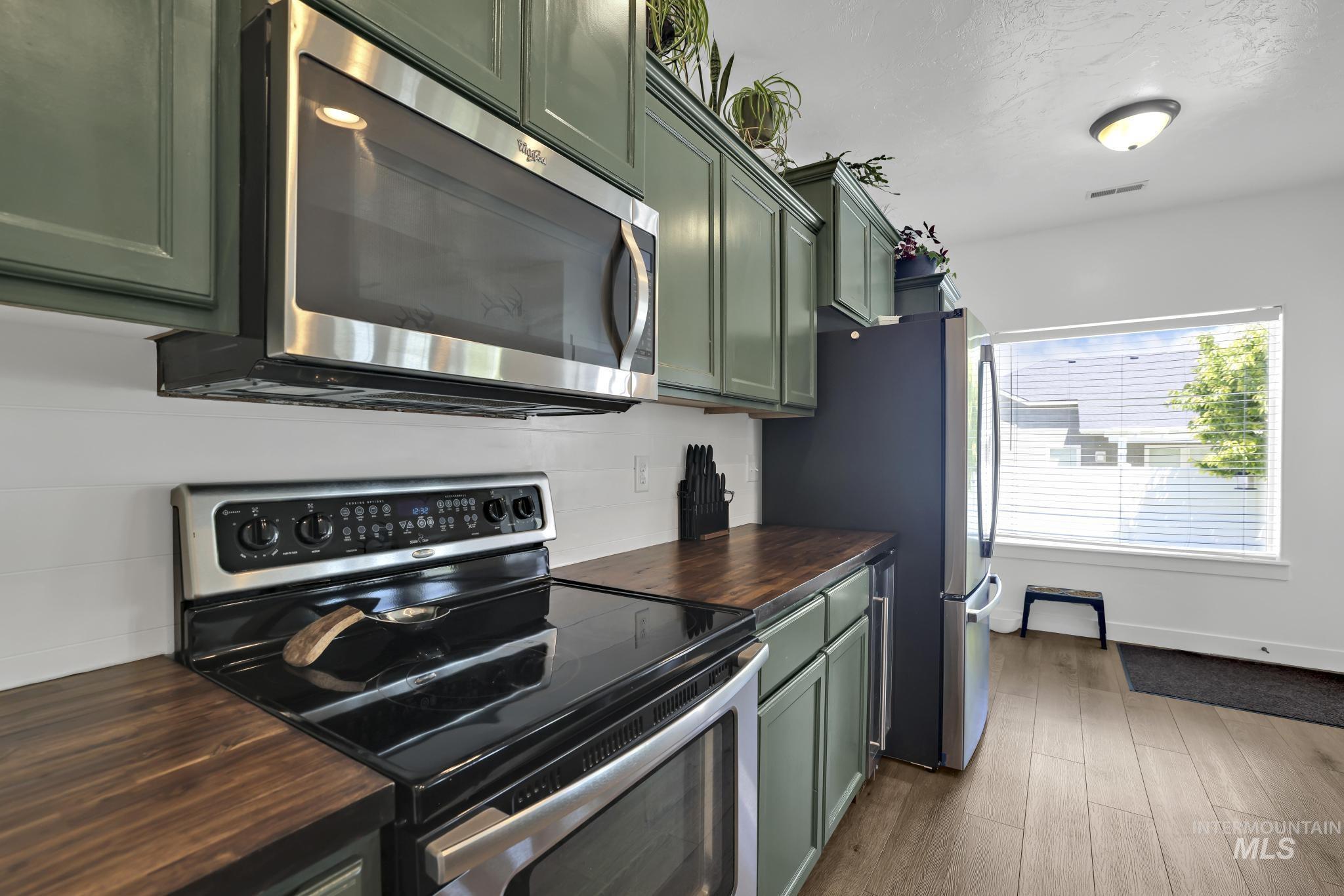 1110 Kelly Ave, Kimberly, Idaho 83341, 6 Bedrooms, 3 Bathrooms, Residential For Sale, Price $549,900,MLS 98990497
