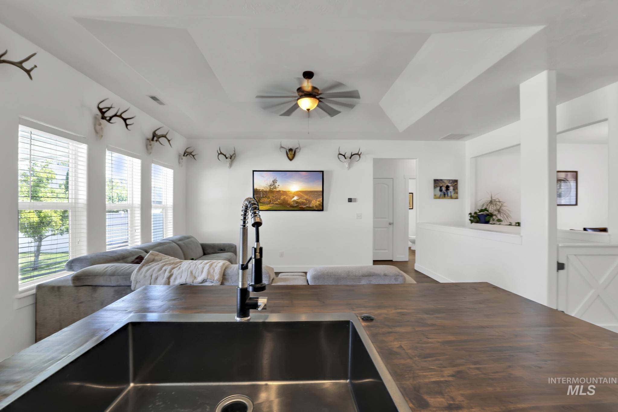 1110 Kelly Ave, Kimberly, Idaho 83341, 6 Bedrooms, 3 Bathrooms, Residential For Sale, Price $549,900,MLS 98990497