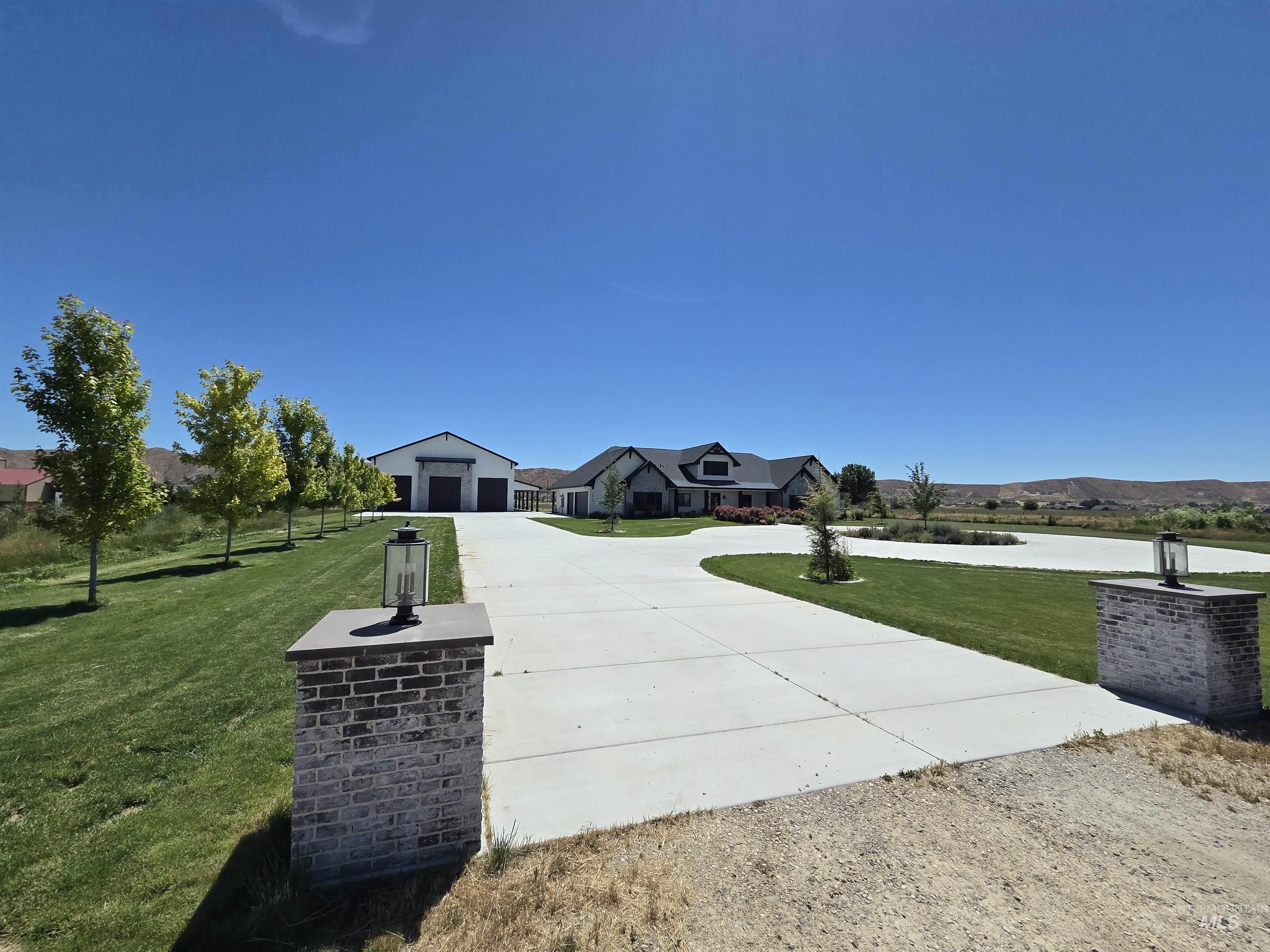 3115 4 Bits Lane, Emmett, Idaho 83617, 5 Bedrooms, 4 Bathrooms, Residential For Sale, Price $2,500,000,MLS 98990498