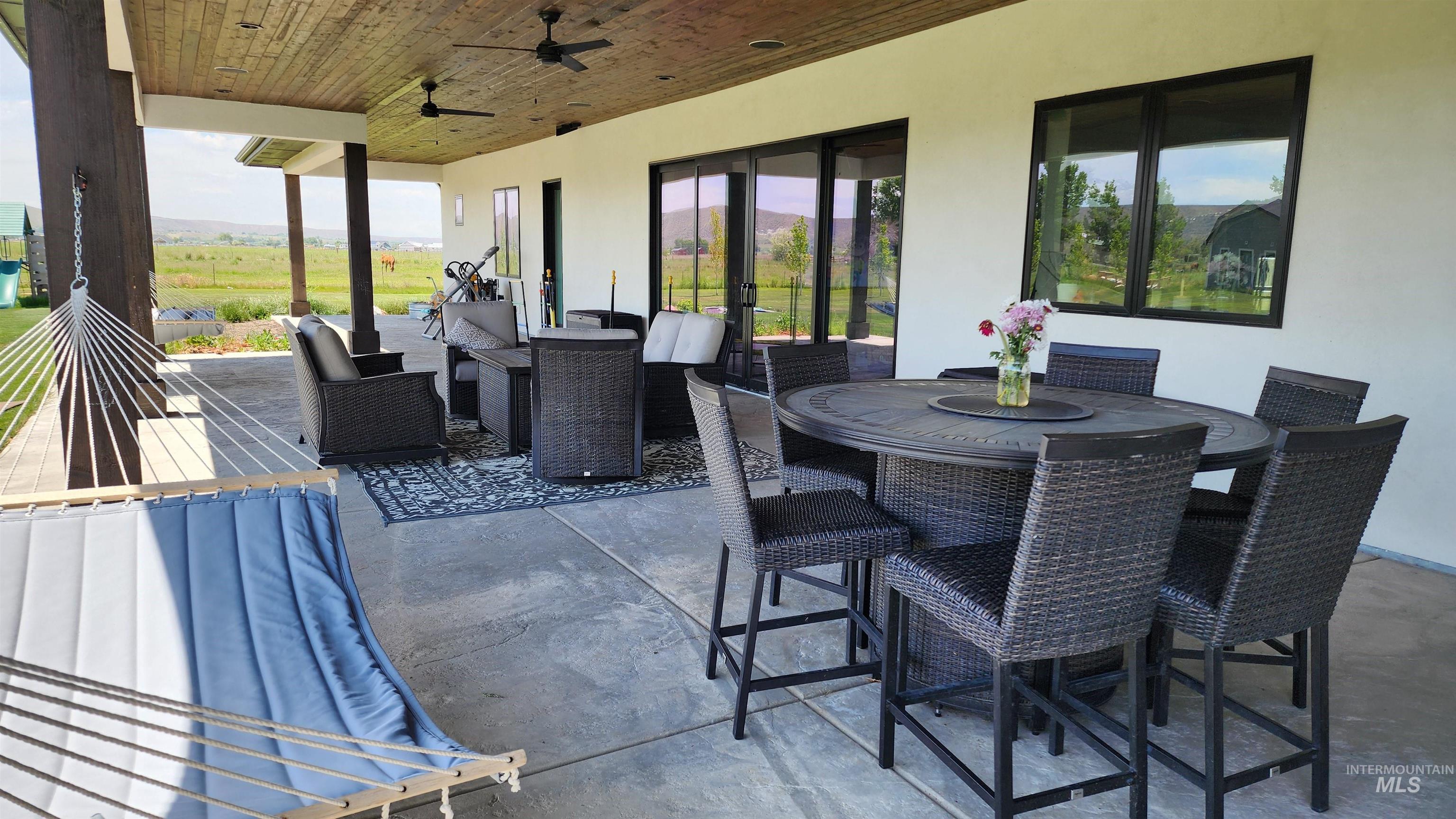 3115 4 Bits Lane, Emmett, Idaho 83617, 5 Bedrooms, 4 Bathrooms, Residential For Sale, Price $2,500,000,MLS 98990498