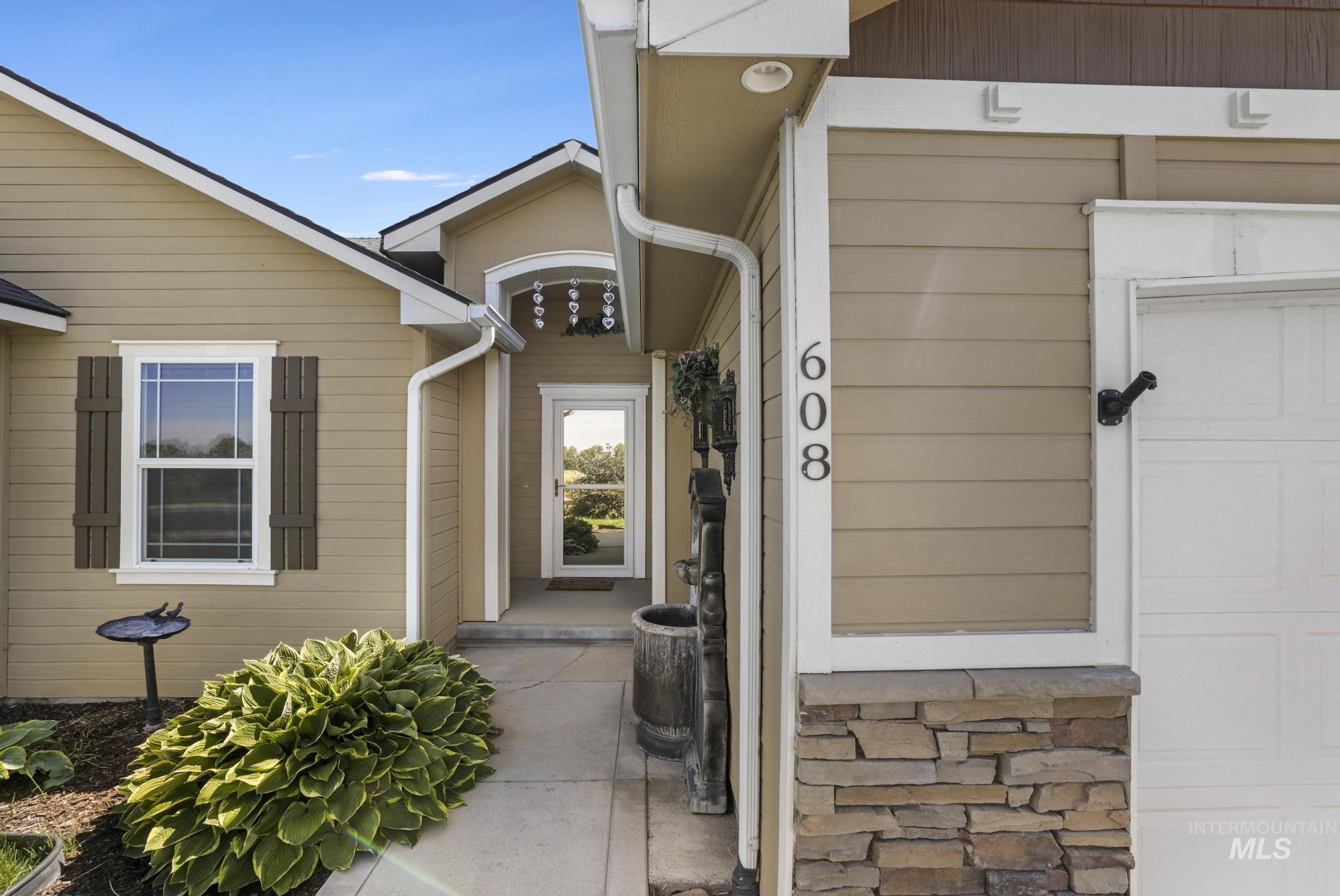 608 Braden Ct, Twin Falls, Idaho 83301, 3 Bedrooms, 2 Bathrooms, Residential For Sale, Price $359,000,MLS 98990501