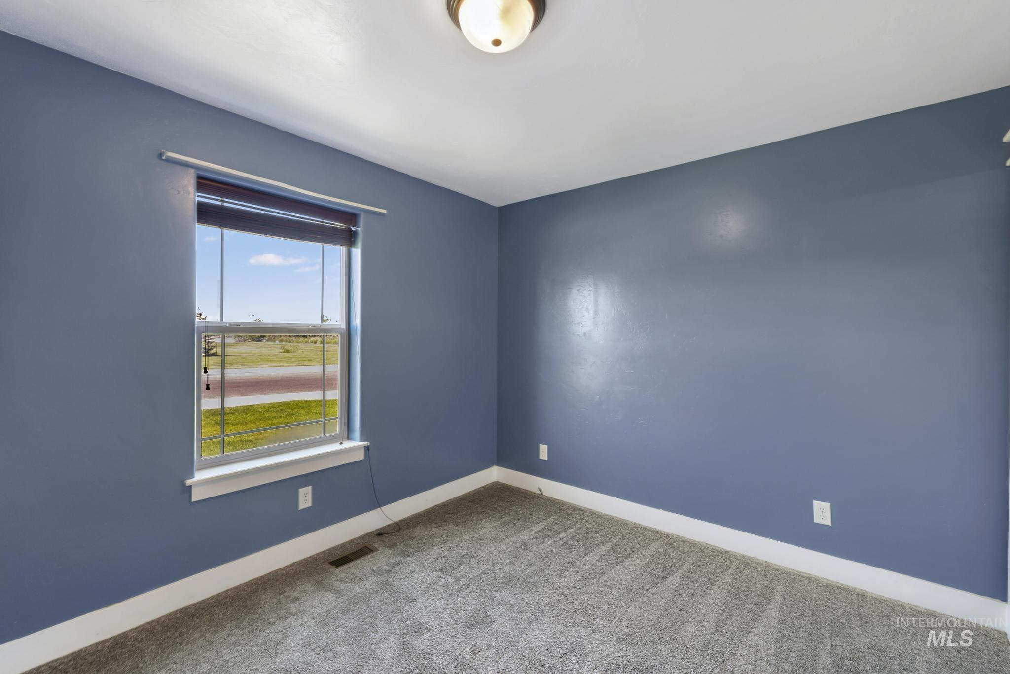 608 Braden Ct, Twin Falls, Idaho 83301, 3 Bedrooms, 2 Bathrooms, Residential For Sale, Price $359,000,MLS 98990501