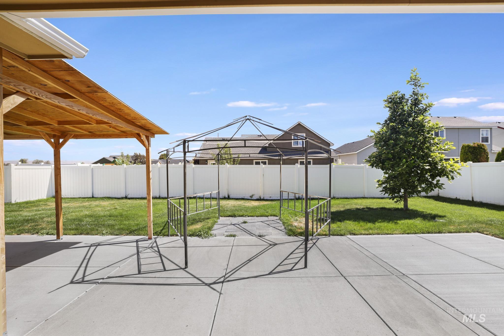 608 Braden Ct, Twin Falls, Idaho 83301, 3 Bedrooms, 2 Bathrooms, Residential For Sale, Price $359,000,MLS 98990501