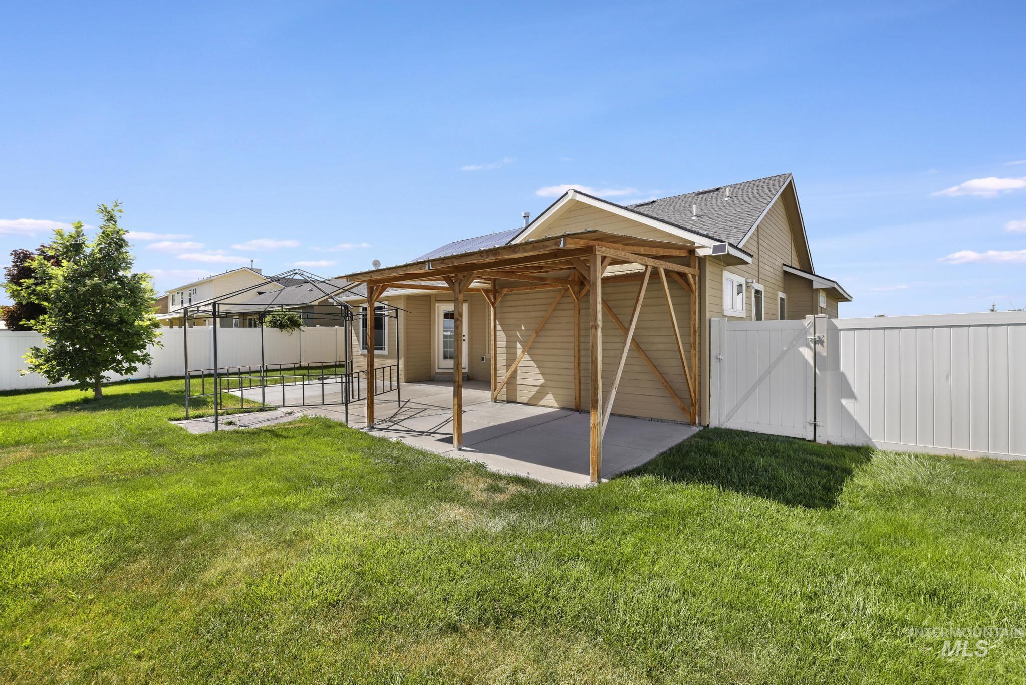 608 Braden Ct, Twin Falls, Idaho 83301, 3 Bedrooms, 2 Bathrooms, Residential For Sale, Price $359,000,MLS 98990501