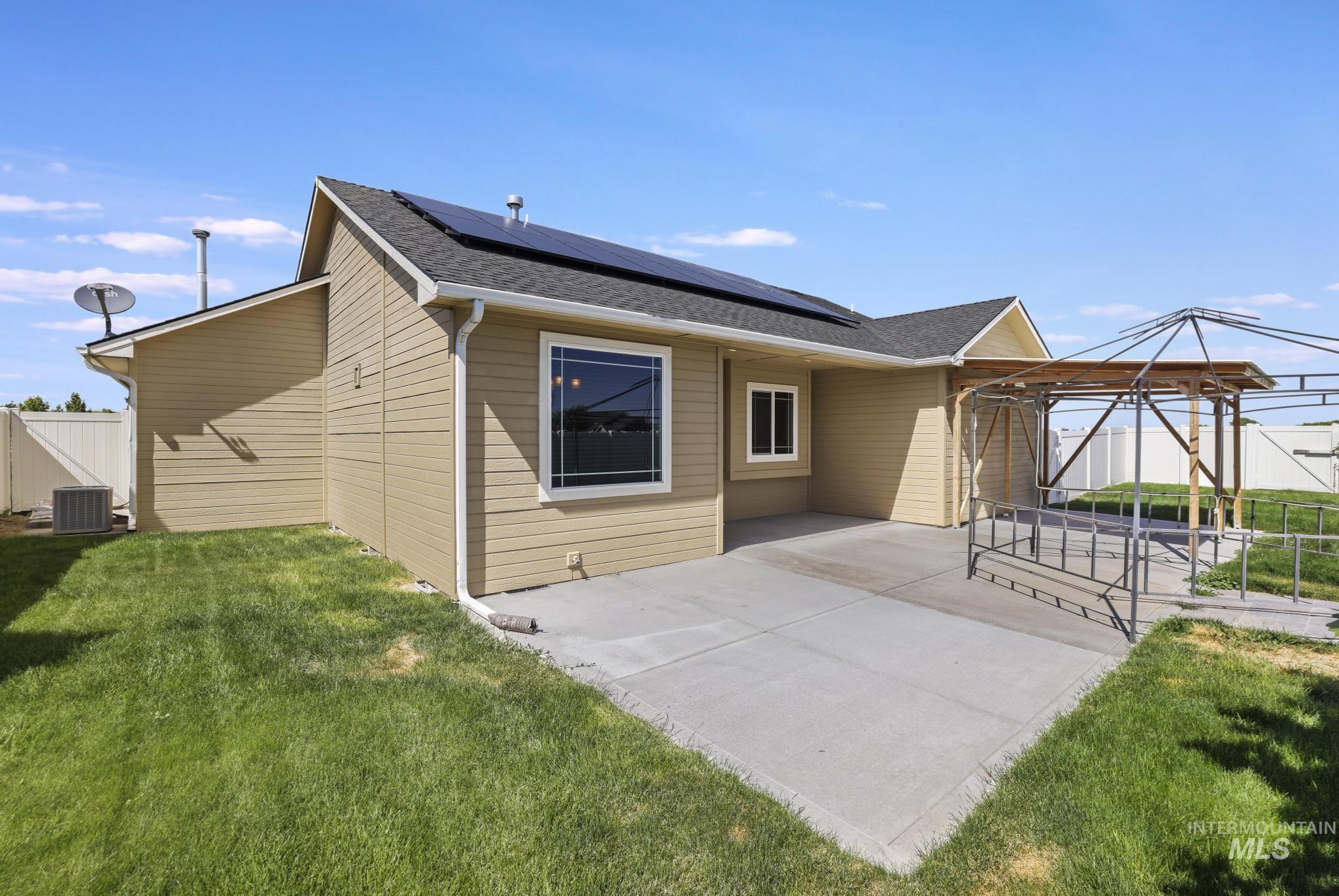 608 Braden Ct, Twin Falls, Idaho 83301, 3 Bedrooms, 2 Bathrooms, Residential For Sale, Price $359,000,MLS 98990501