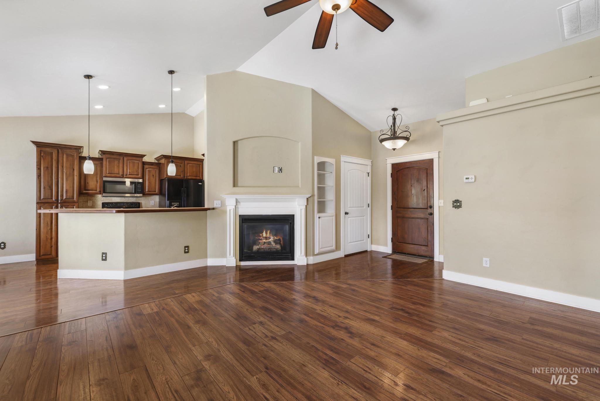 608 Braden Ct, Twin Falls, Idaho 83301, 3 Bedrooms, 2 Bathrooms, Residential For Sale, Price $359,000,MLS 98990501