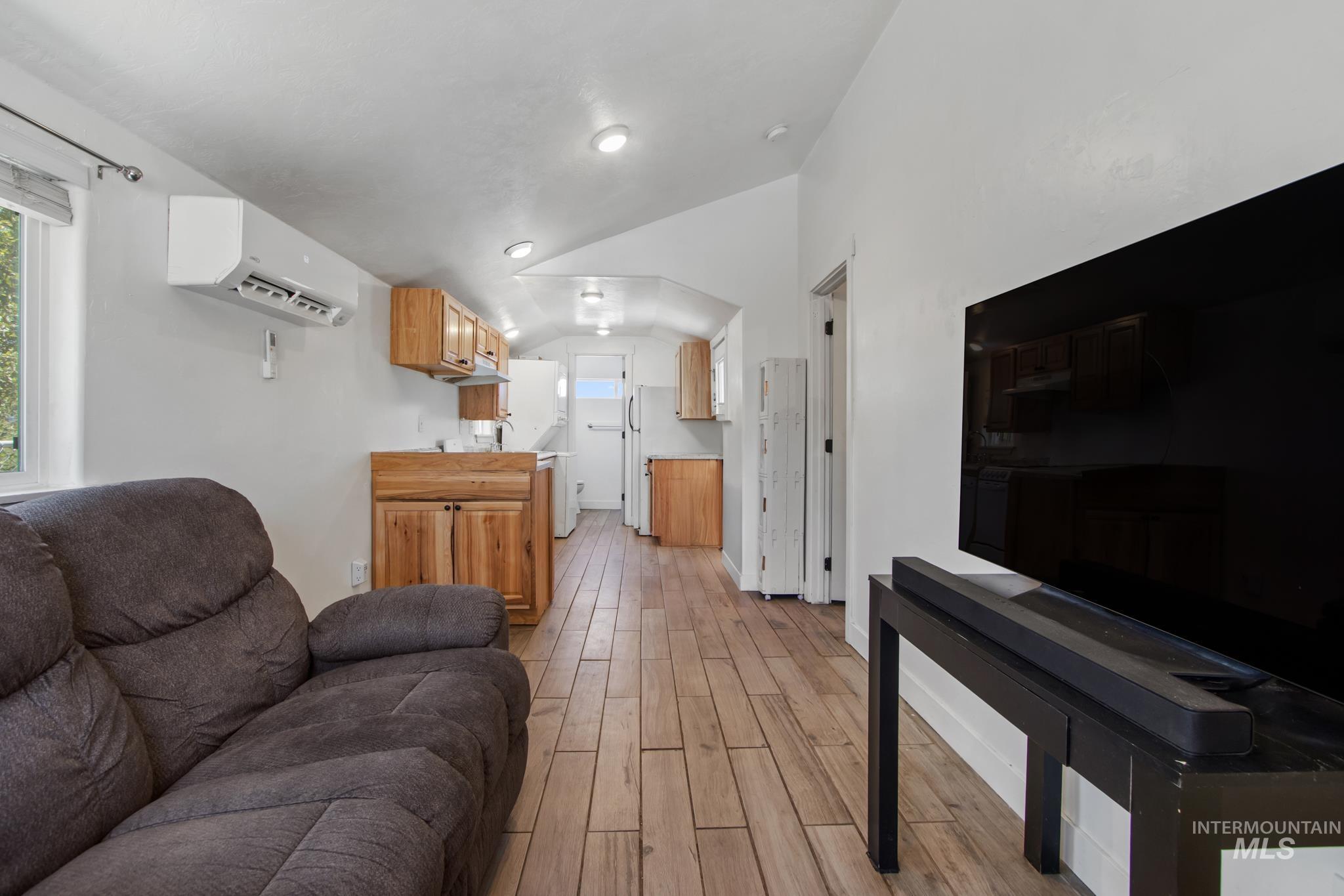 407 1st St N, Marsing, Idaho 83639, 1 Bedroom, 1 Bathroom, Residential For Sale, Price $224,990, 98990503