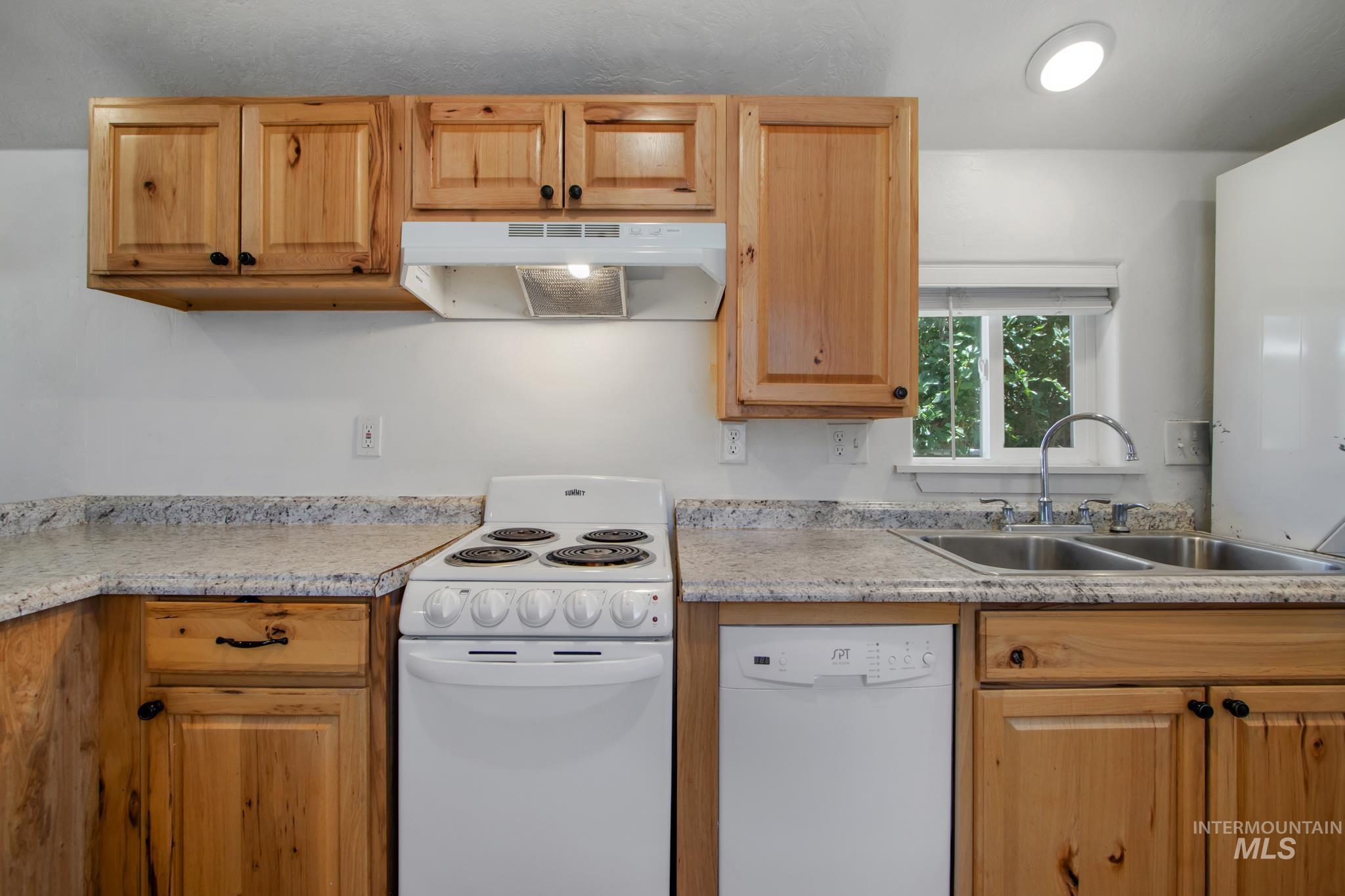 407 1st St N, Marsing, Idaho 83639, 1 Bedroom, 1 Bathroom, Residential For Sale, Price $224,990, 98990503