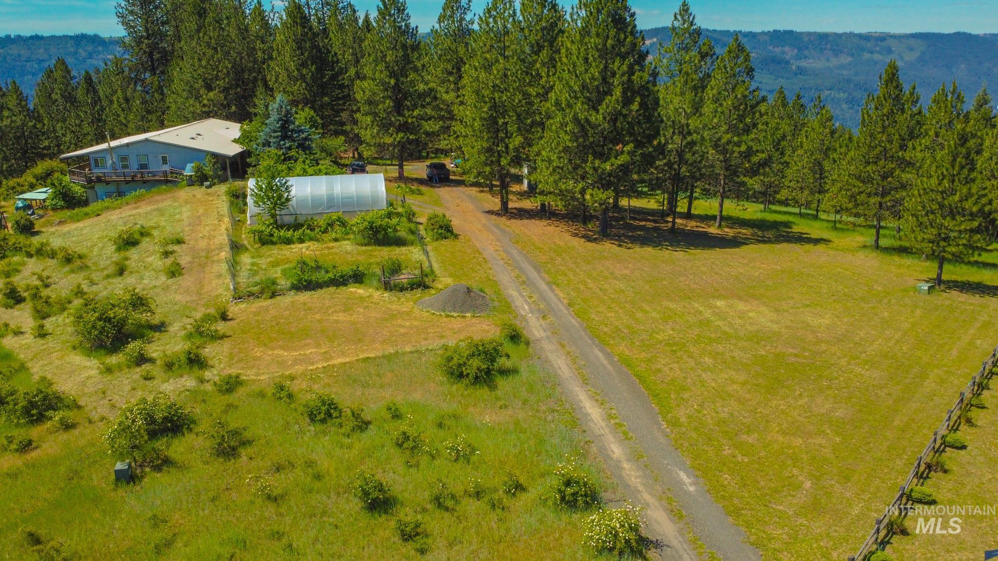 783 Wells Lane, Orofino, Idaho 83544, 3 Bedrooms, 3 Bathrooms, Residential For Sale, Price $515,000,MLS 98990505