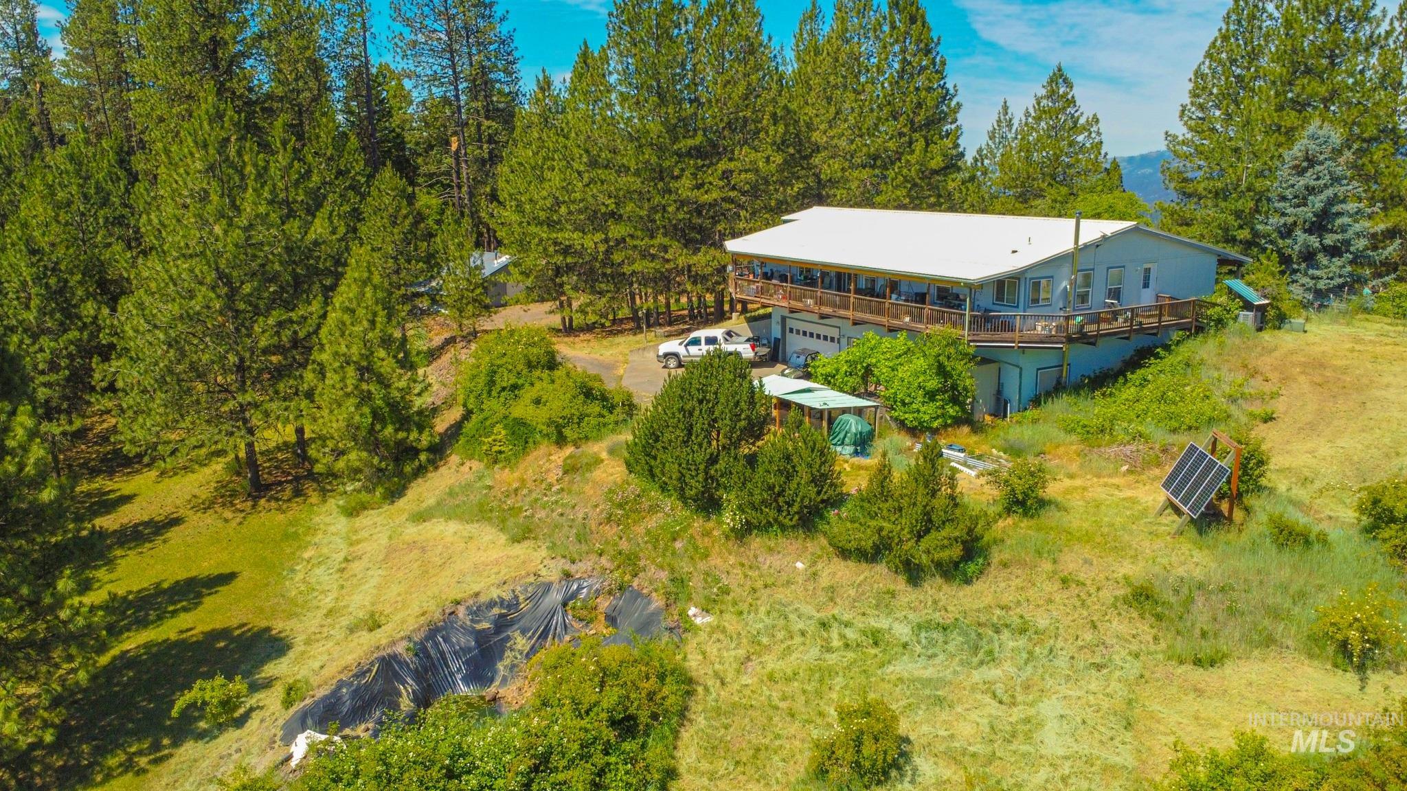 783 Wells Lane, Orofino, Idaho 83544, 3 Bedrooms, 3 Bathrooms, Residential For Sale, Price $515,000,MLS 98990505