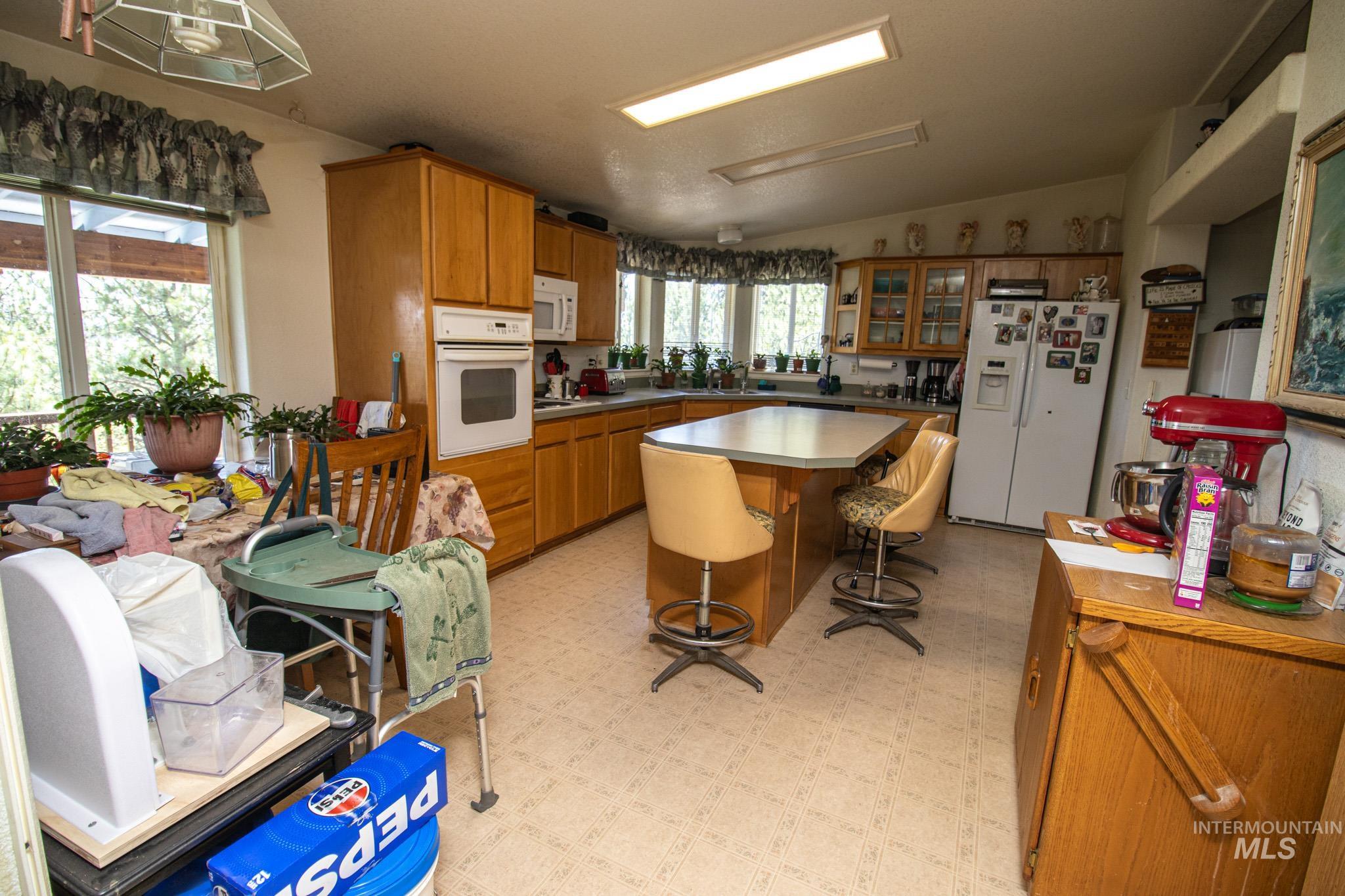 783 Wells Lane, Orofino, Idaho 83544, 3 Bedrooms, 3 Bathrooms, Residential For Sale, Price $515,000,MLS 98990505