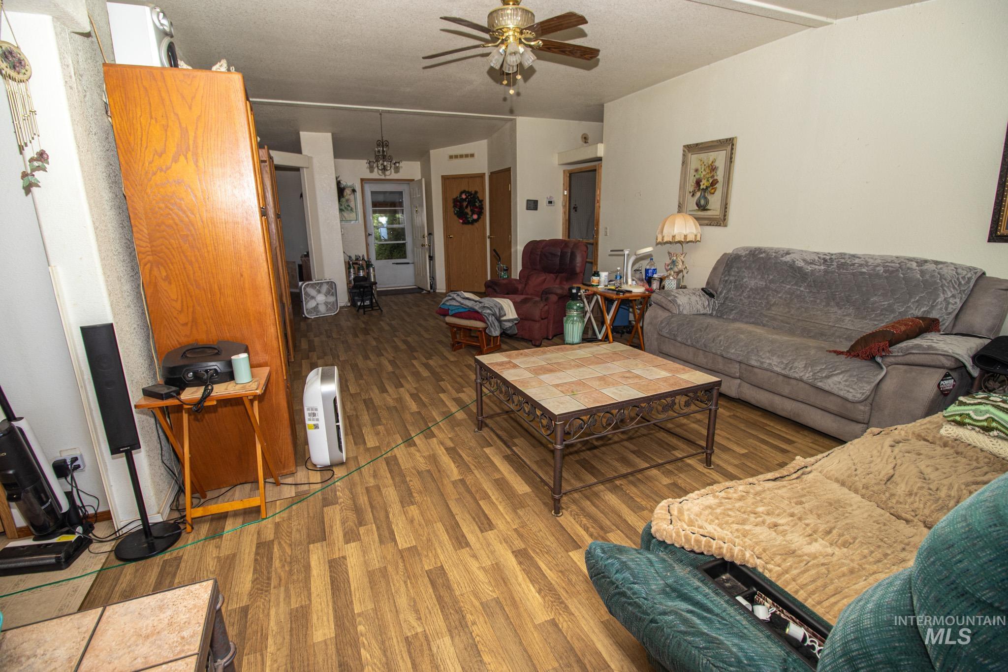 783 Wells Lane, Orofino, Idaho 83544, 3 Bedrooms, 3 Bathrooms, Residential For Sale, Price $515,000,MLS 98990505
