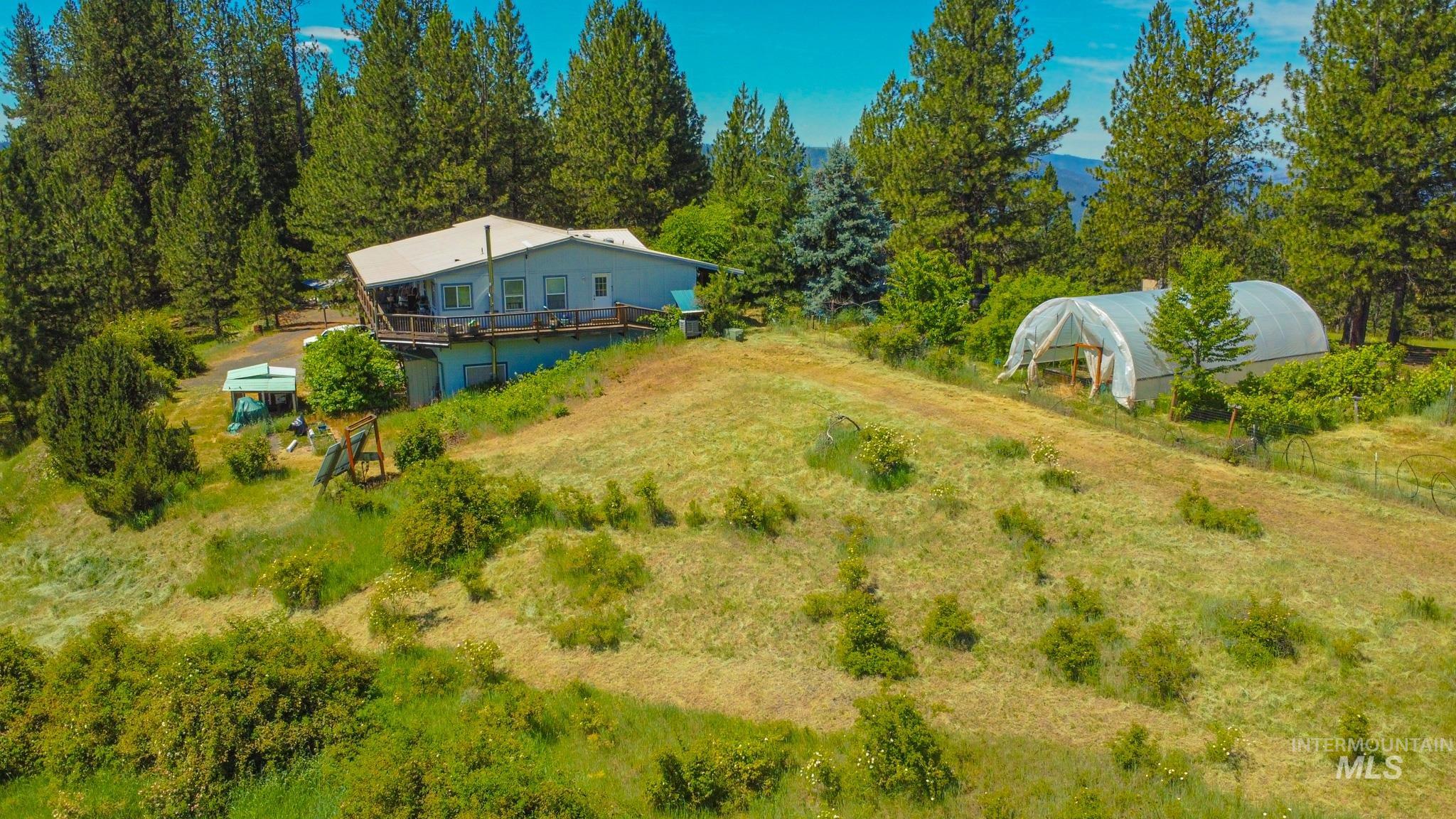 783 Wells Lane, Orofino, Idaho 83544, 3 Bedrooms, 3 Bathrooms, Residential For Sale, Price $515,000,MLS 98990505