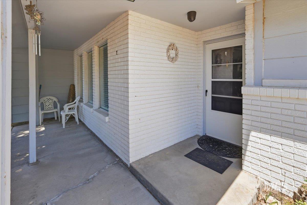 1277 SW 16th Ave, Ontario, Oregon 97914, 3 Bedrooms, 2 Bathrooms, Residential For Sale, Price $299,900,MLS 98990506