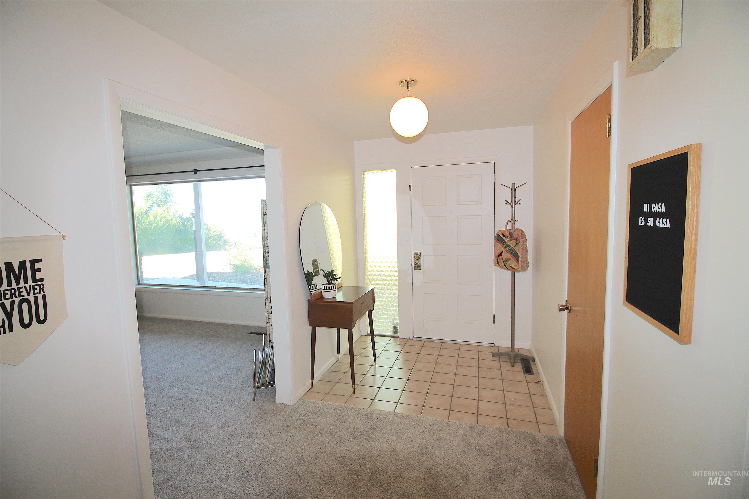 16067 S 10TH AVE, Caldwell, Idaho 83607, 3 Bedrooms, 2 Bathrooms, Residential For Sale, Price $439,900,MLS 98990510
