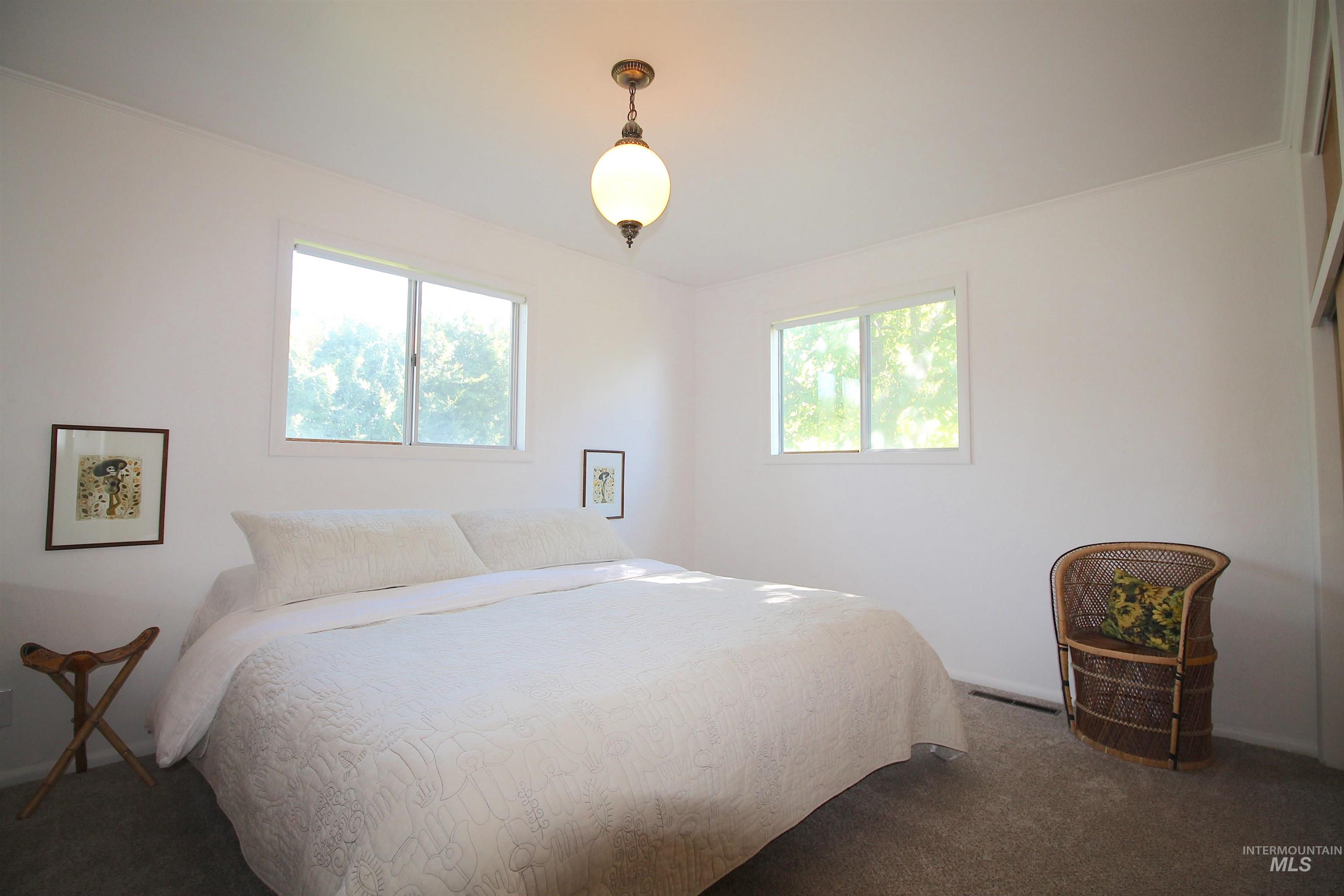 16067 S 10TH AVE, Caldwell, Idaho 83607, 3 Bedrooms, 2 Bathrooms, Residential For Sale, Price $439,900,MLS 98990510