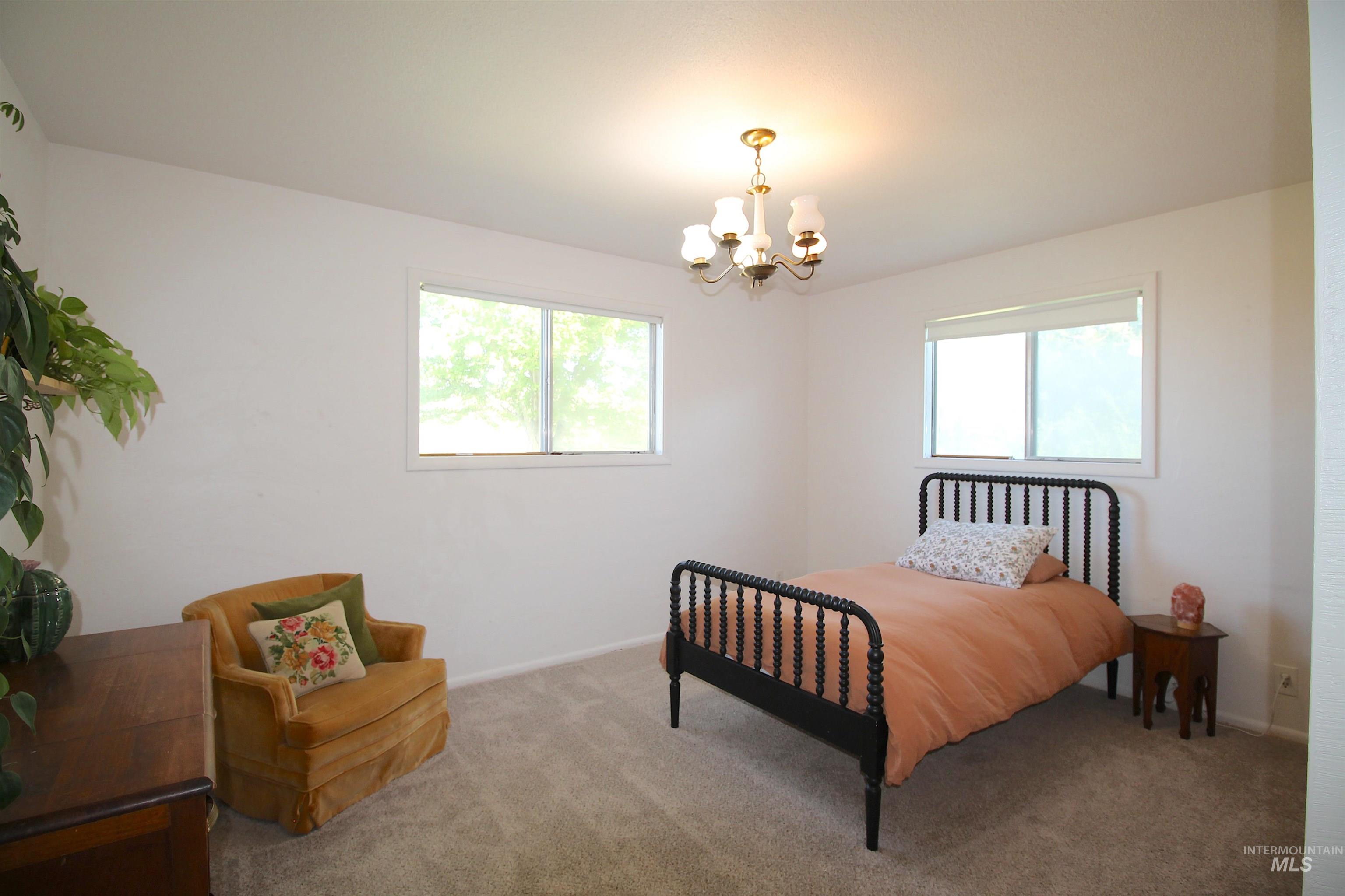 16067 S 10TH AVE, Caldwell, Idaho 83607, 3 Bedrooms, 2 Bathrooms, Residential For Sale, Price $439,900,MLS 98990510