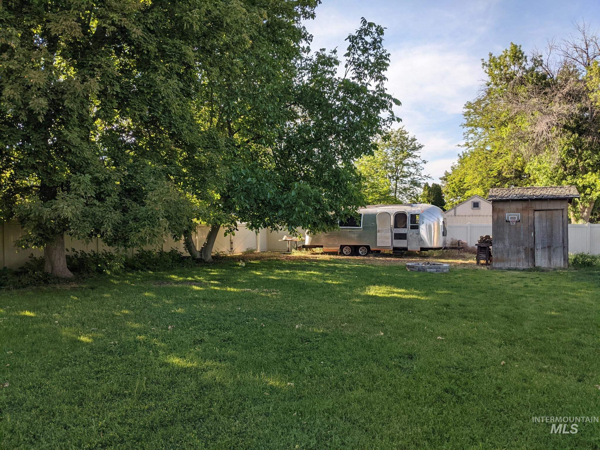 16067 S 10TH AVE, Caldwell, Idaho 83607, 3 Bedrooms, 2 Bathrooms, Residential For Sale, Price $439,900,MLS 98990510
